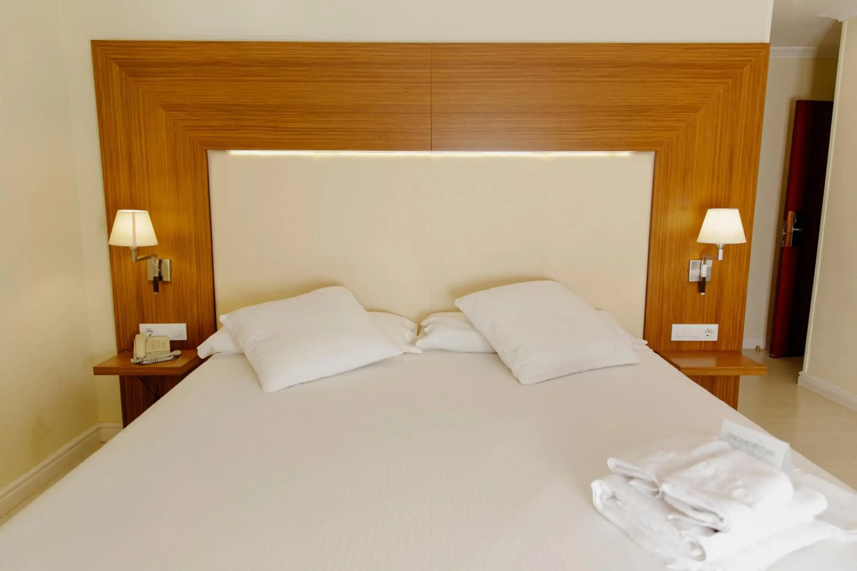 Bed in Hotel MR Costa Blanca