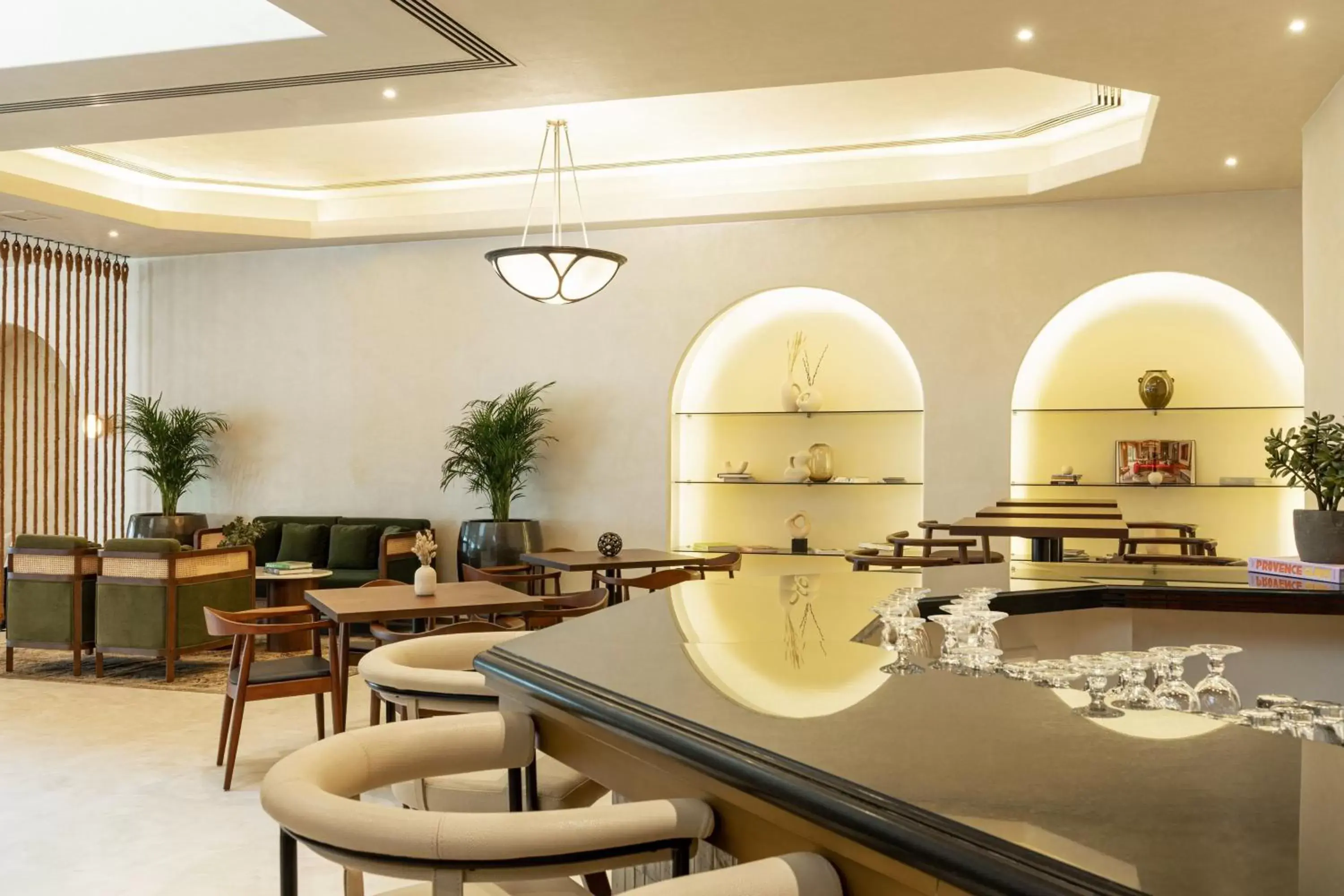 Lobby or reception, Restaurant/Places to Eat in Le Meridien Fairway