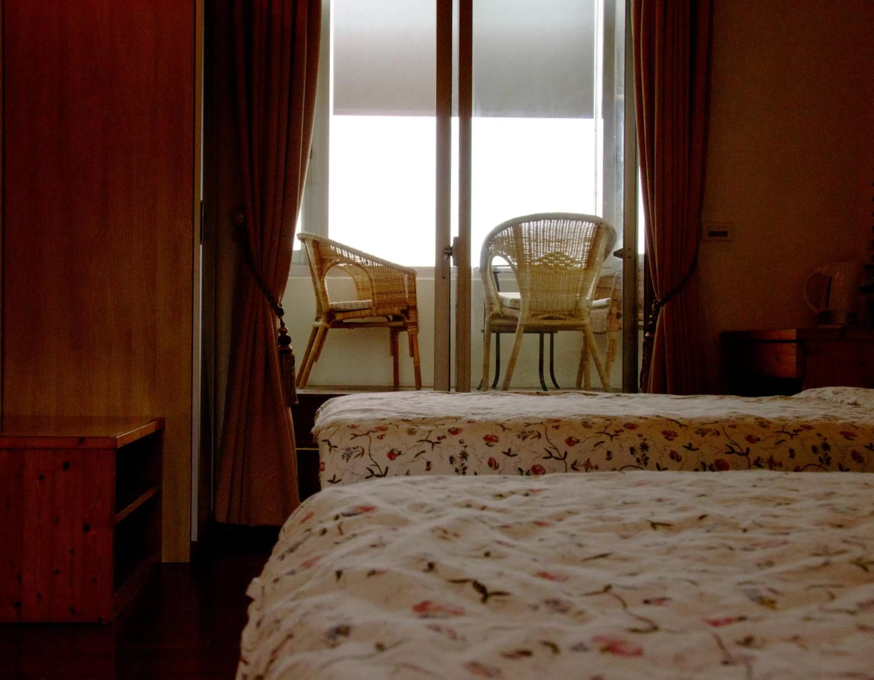 Bed in Rainbow Bridge B&B