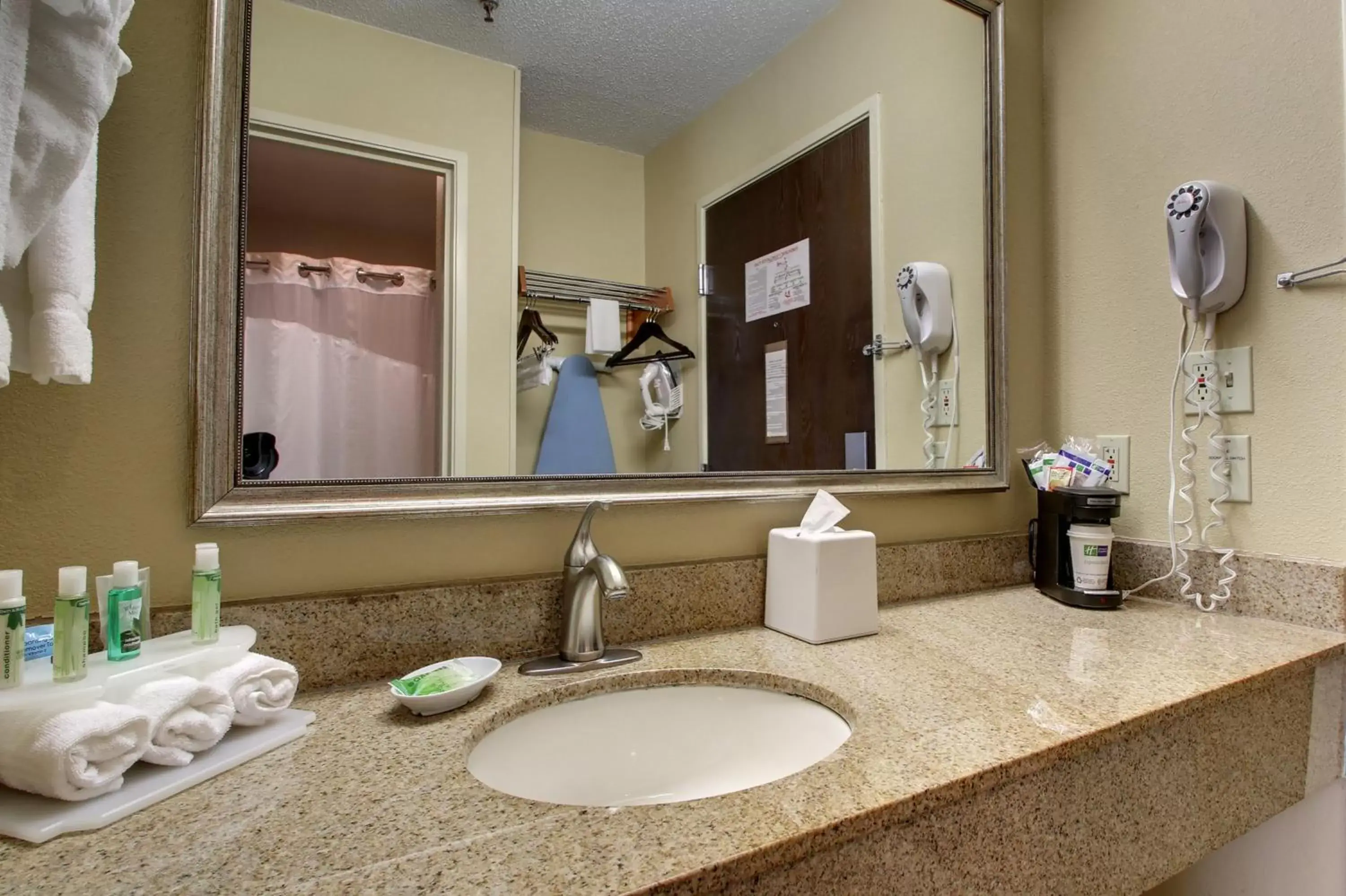 Bathroom in Holiday Inn Express Hotel Fort Campbell-Oak Grove, an IHG Hotel