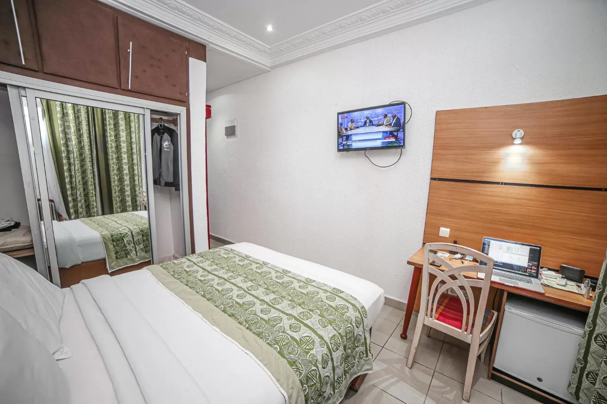 Standard Double Room in Fini Hotel Bobende Standard Double Room in Fini Hotel Bobende