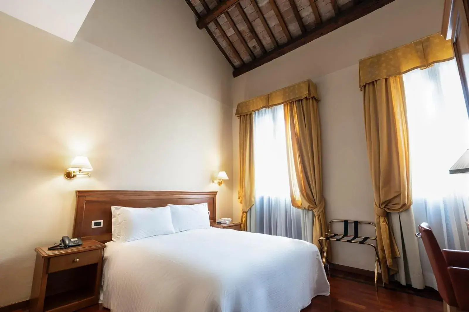 Bedroom, Bed in Antico Hotel alle Acque