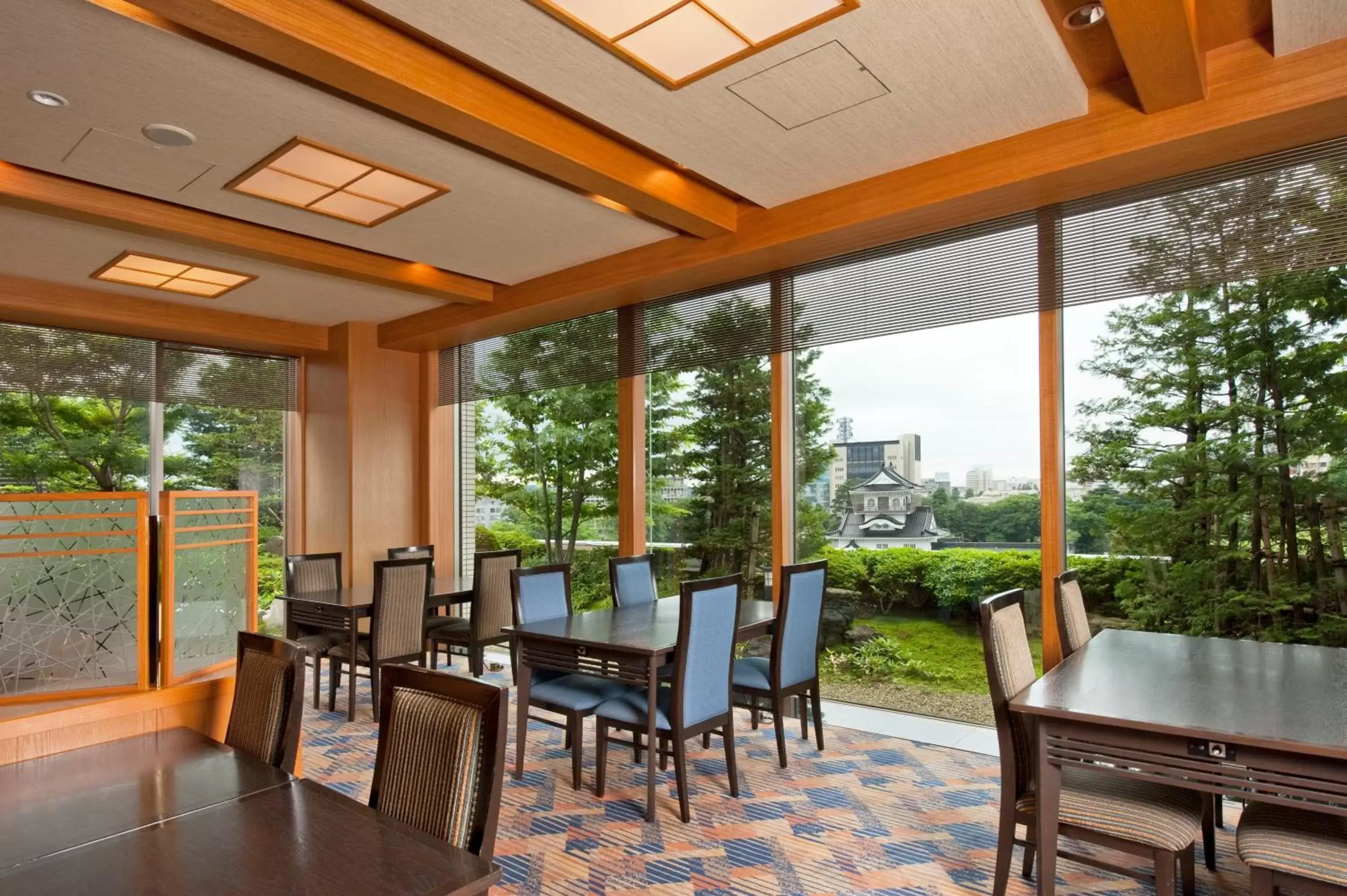 Restaurant/Places to Eat in ANA Crowne Plaza Toyama, an IHG Hotel