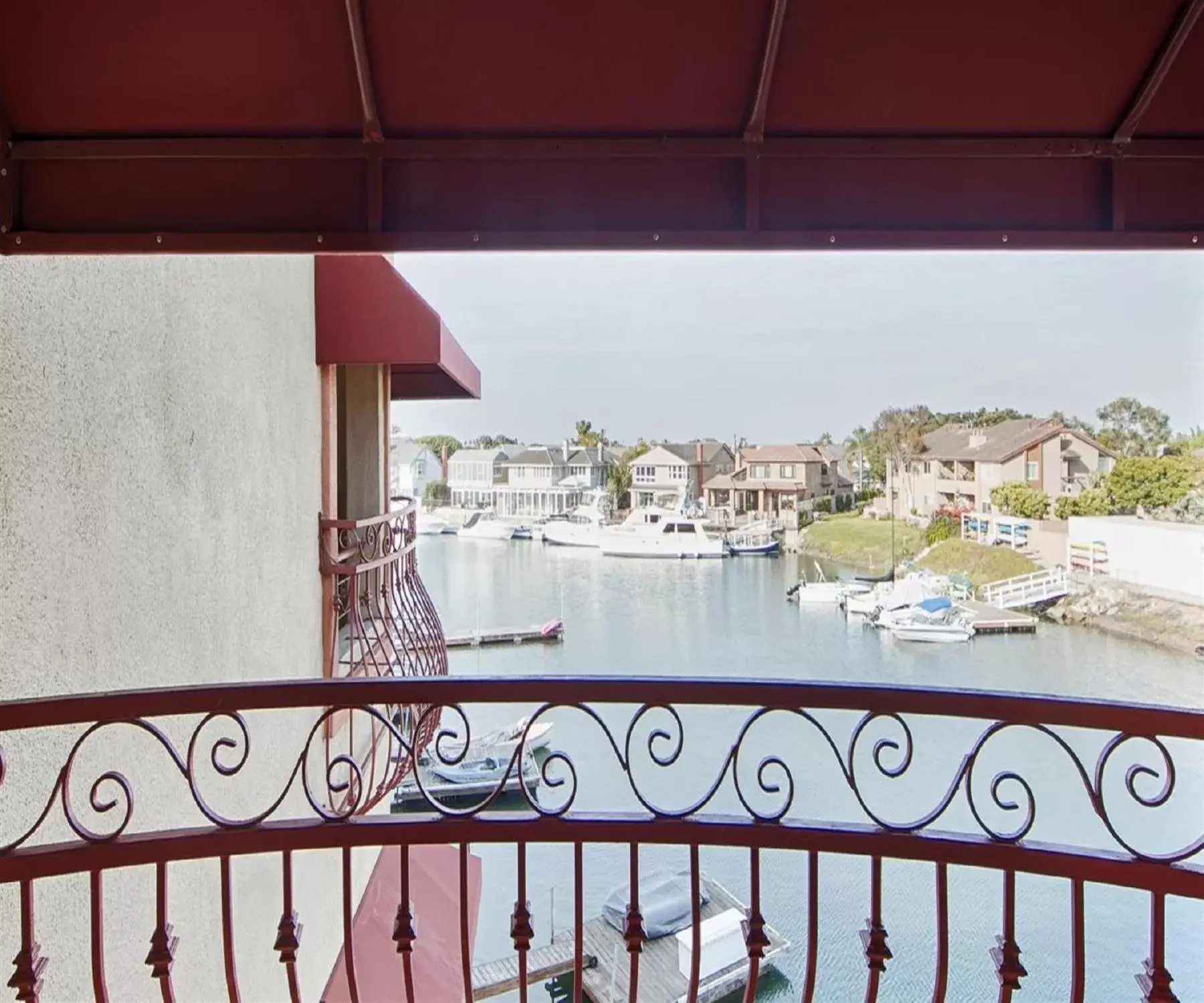 View (from property/room) in Best Western Harbour Inn & Suites Huntington - Sunset Beach View (from property/room) in Best Western Harbour Inn & Suites Huntington - Sunset Beach