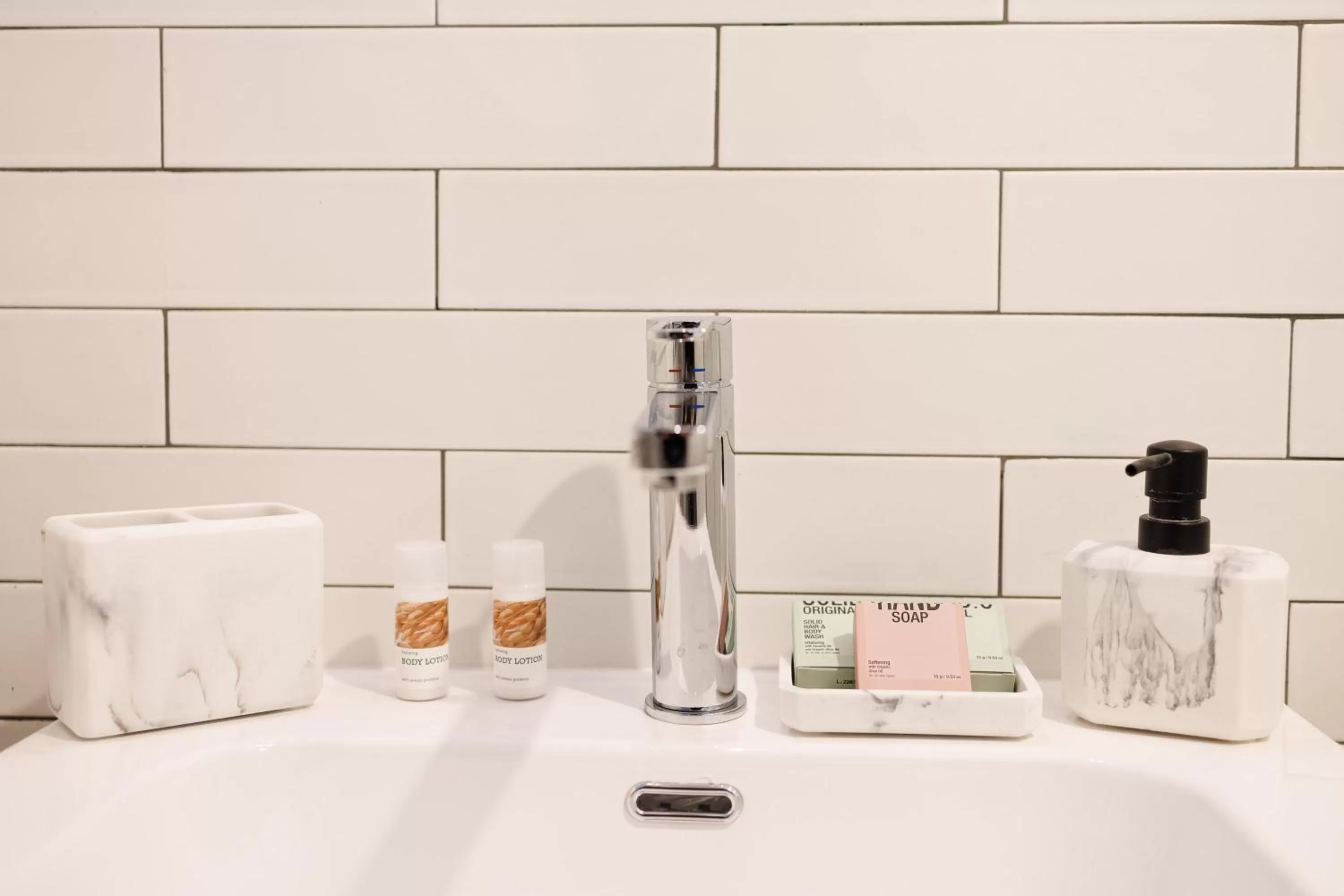Bathroom in The Bellini House by House In Naples