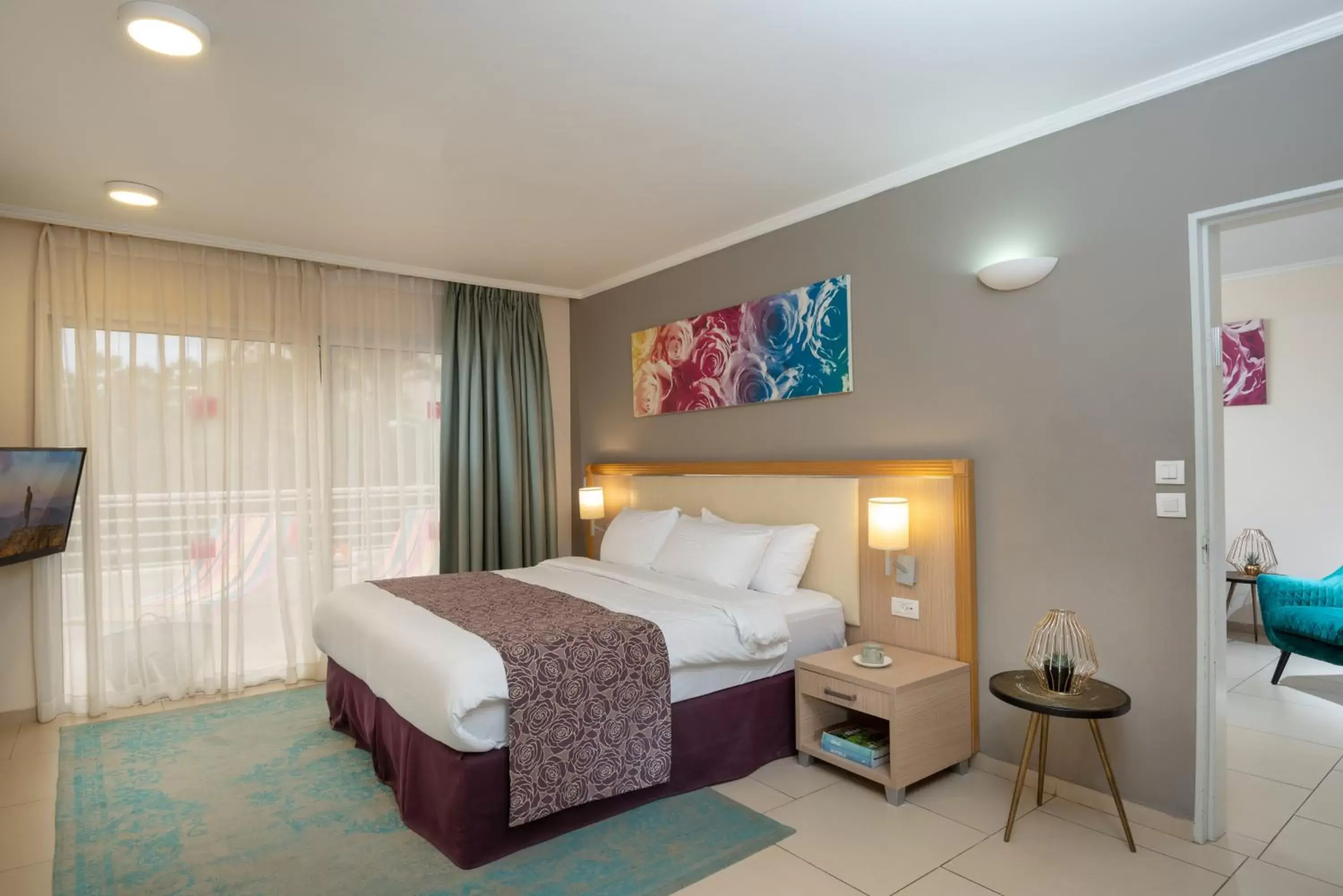Bedroom, Bed in Leonardo Royal Resort Eilat