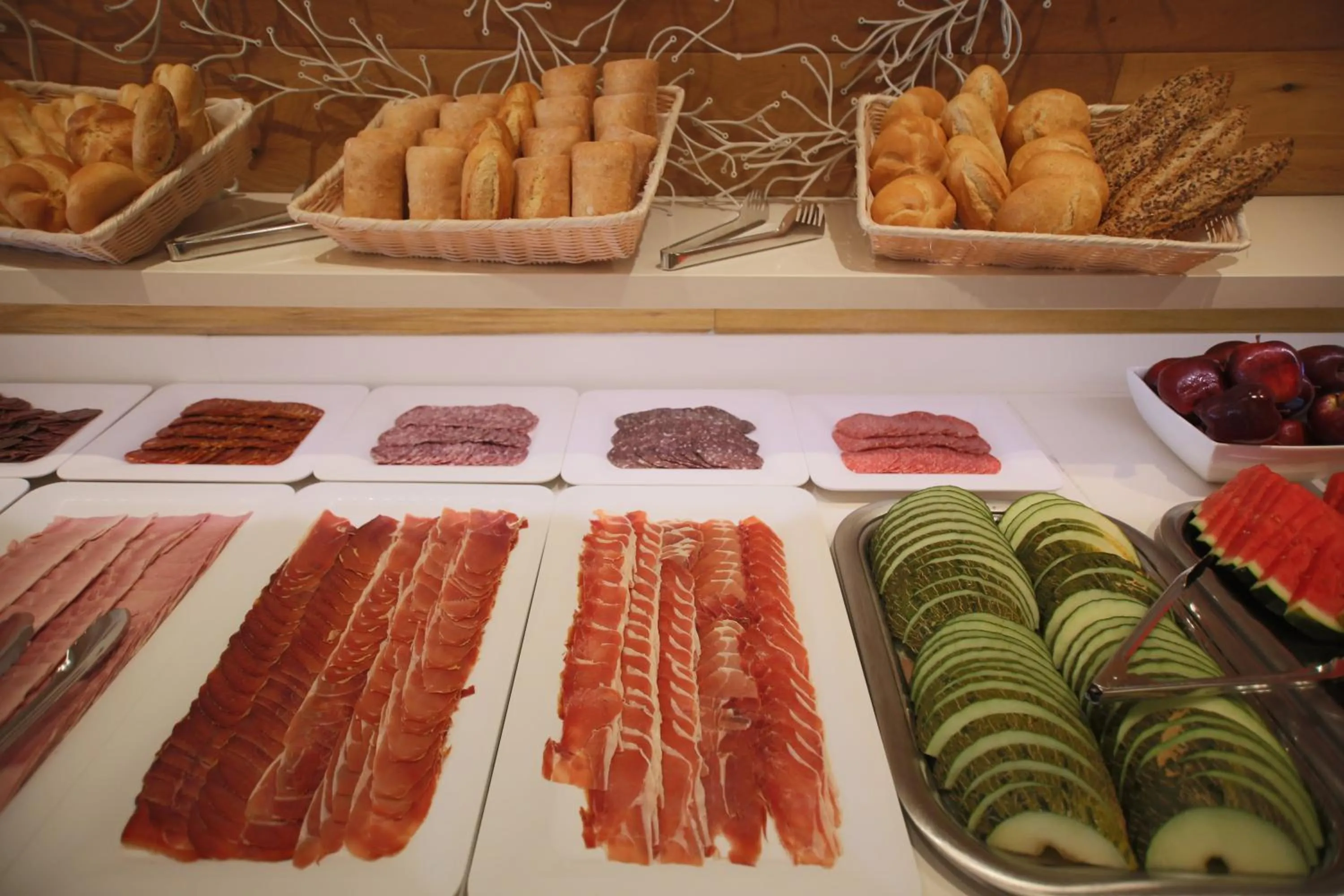 Restaurant/places to eat in Canyelles Platja