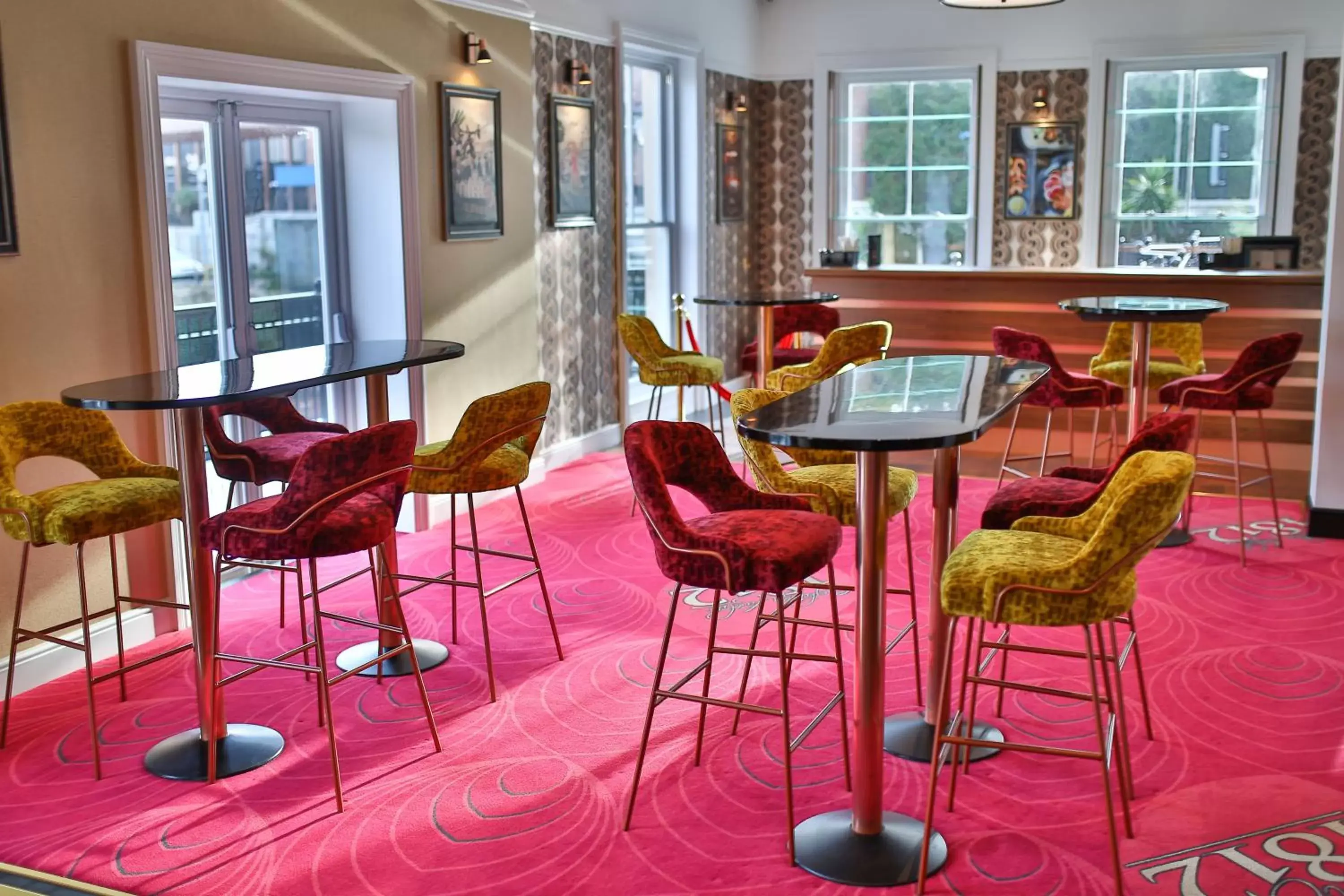 Lounge or bar in Royal Exeter Hotel Lounge or bar in Royal Exeter Hotel
