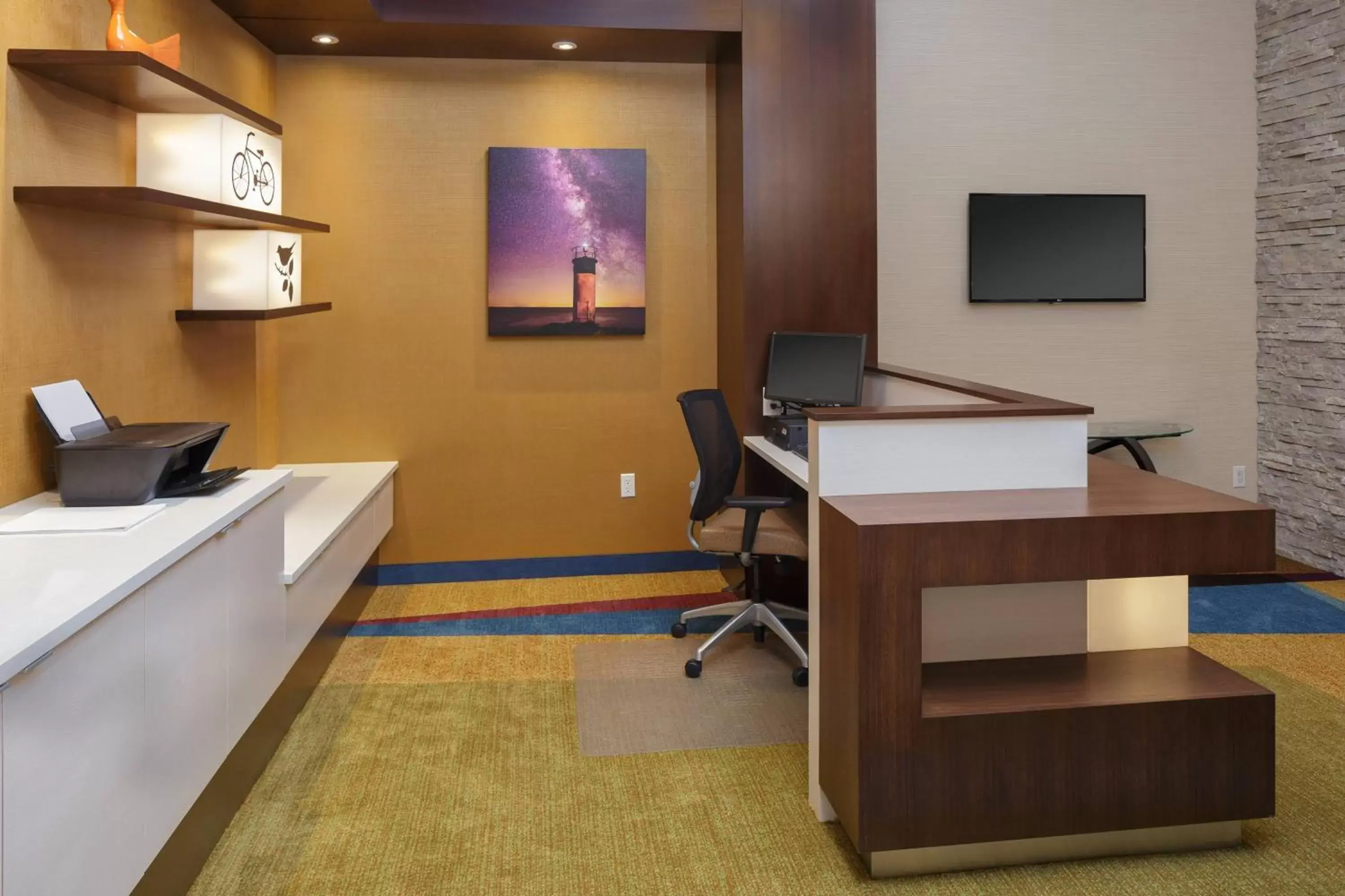 Business facilities, TV/Entertainment Center in Fairfield Inn & Suites by Marriott Belleville