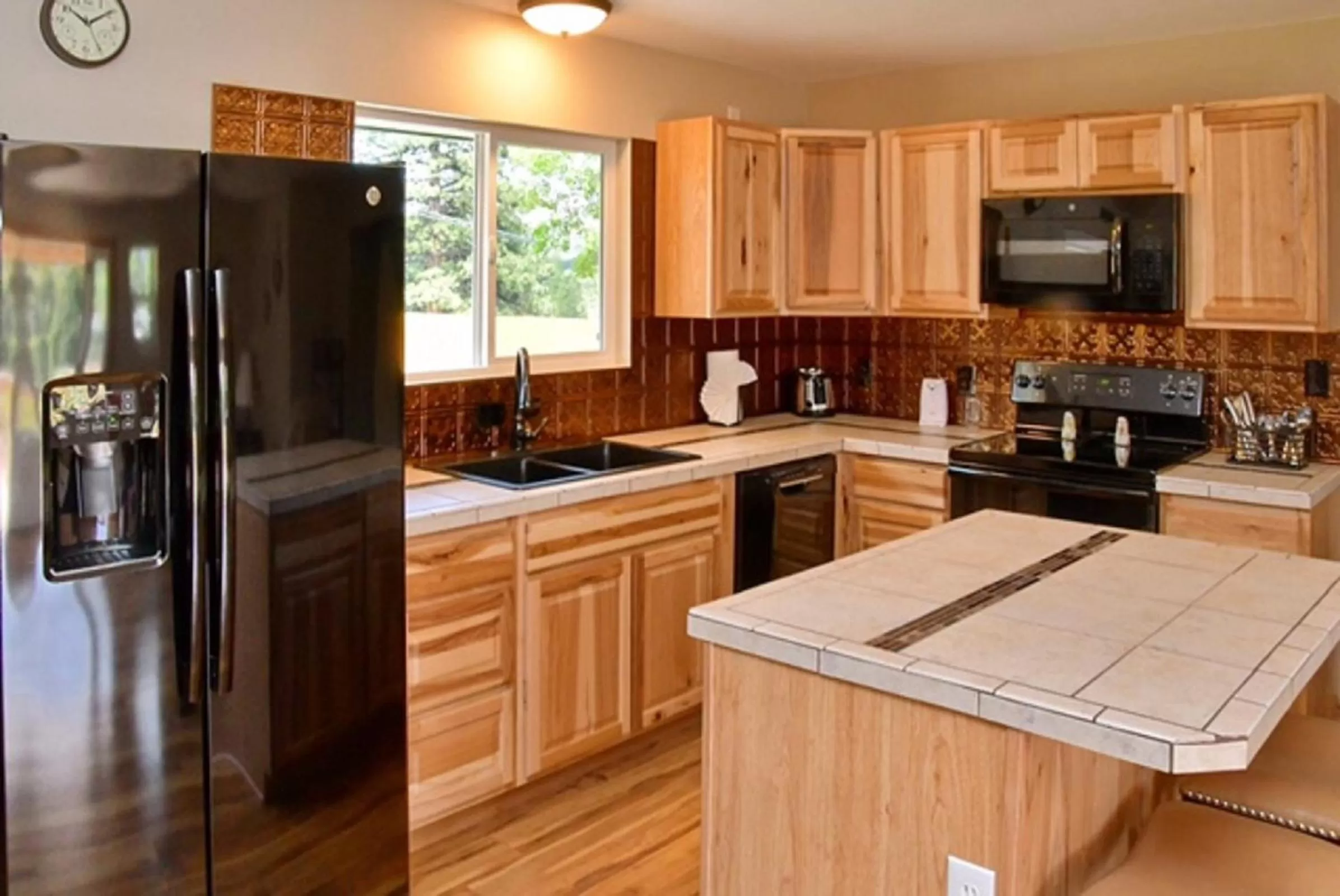 Kitchen or kitchenette in Murphy's Resort