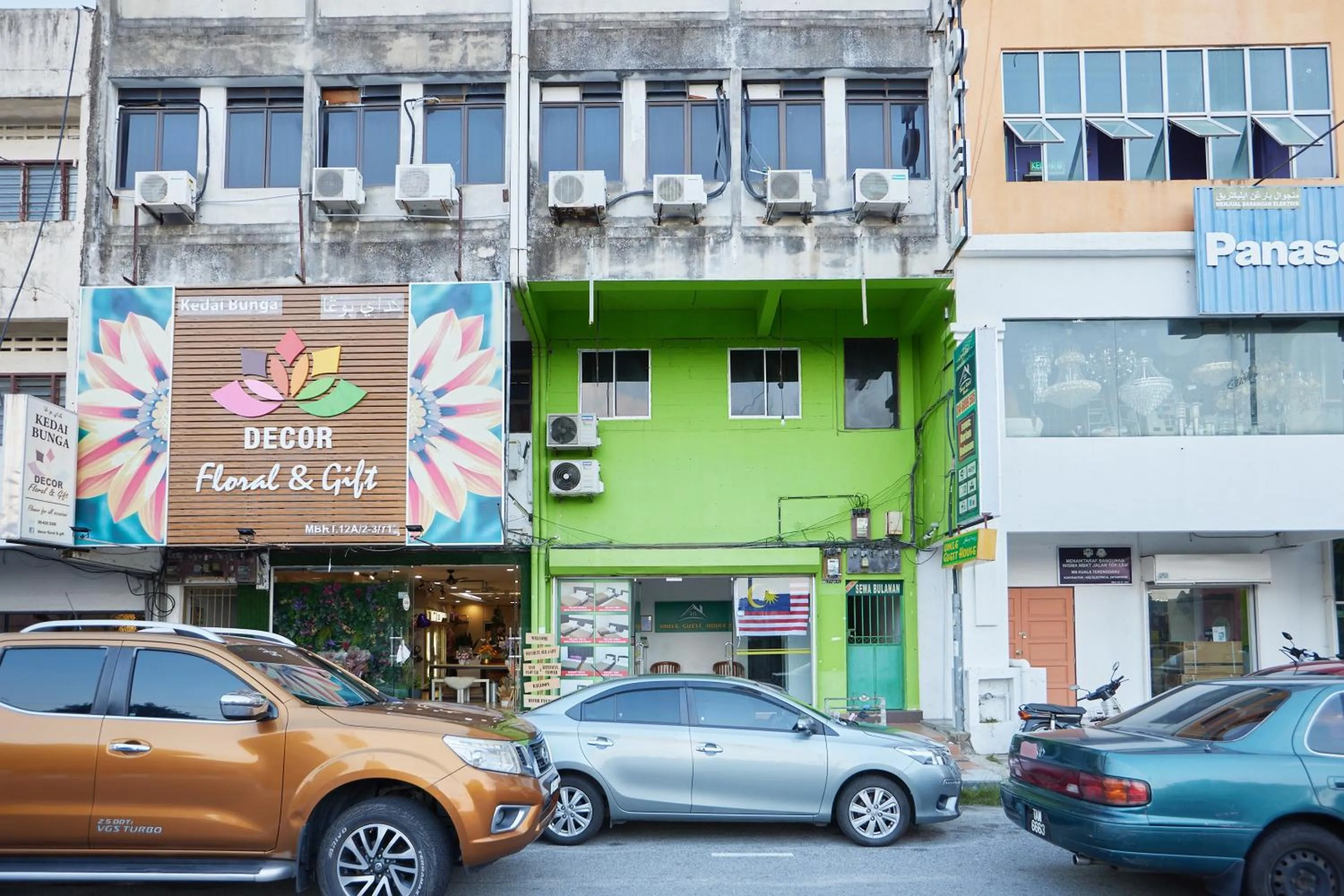 Property building in Uncle Guesthouse Kuala Terengganu