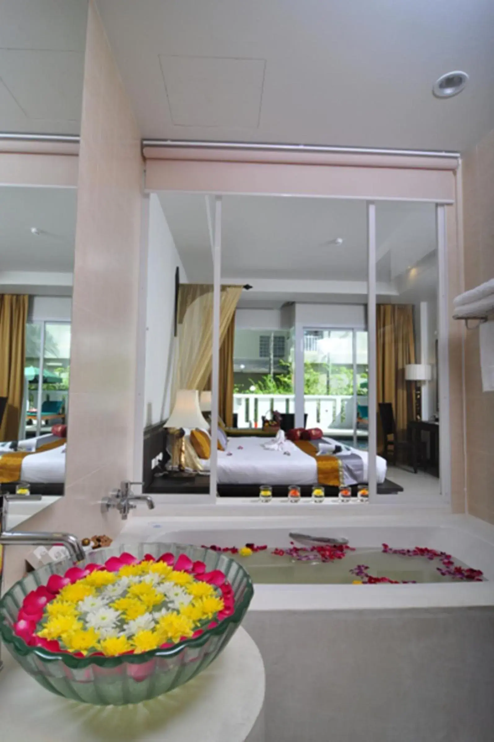 Bedroom in Baan Karonburi Resort Bedroom in Baan Karonburi Resort