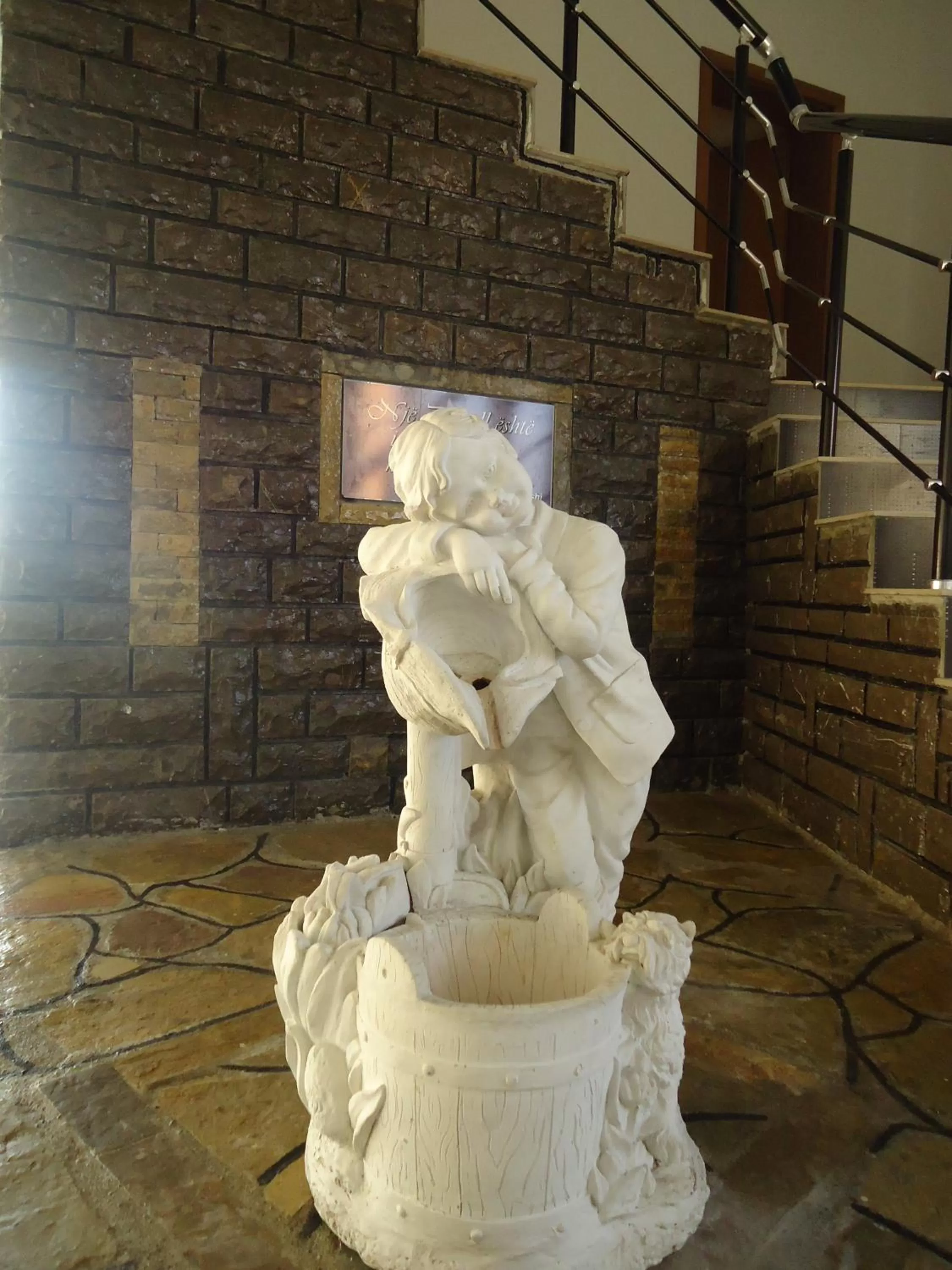 Decorative detail in Hotel Albatros