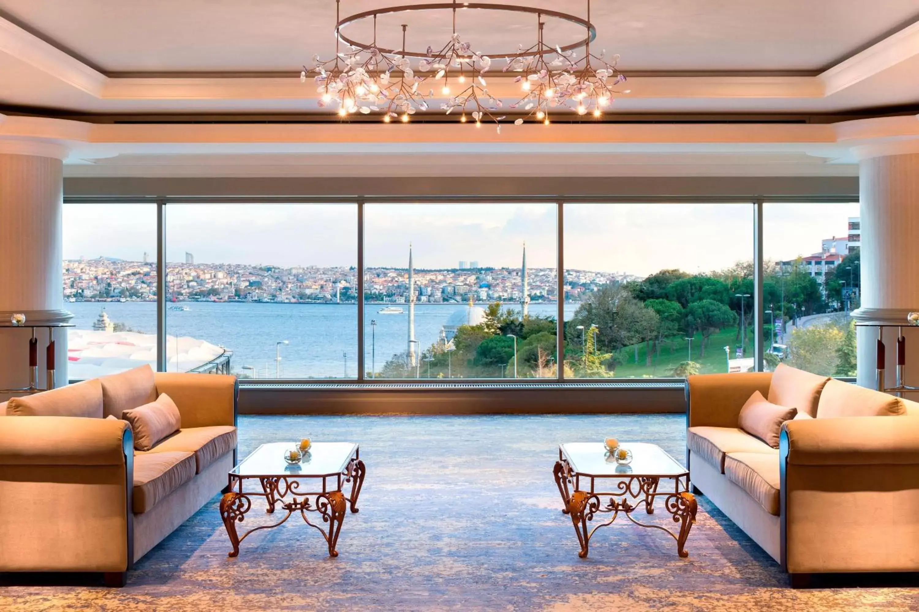 Meeting/conference room in The Ritz-Carlton, Istanbul at the Bosphorus