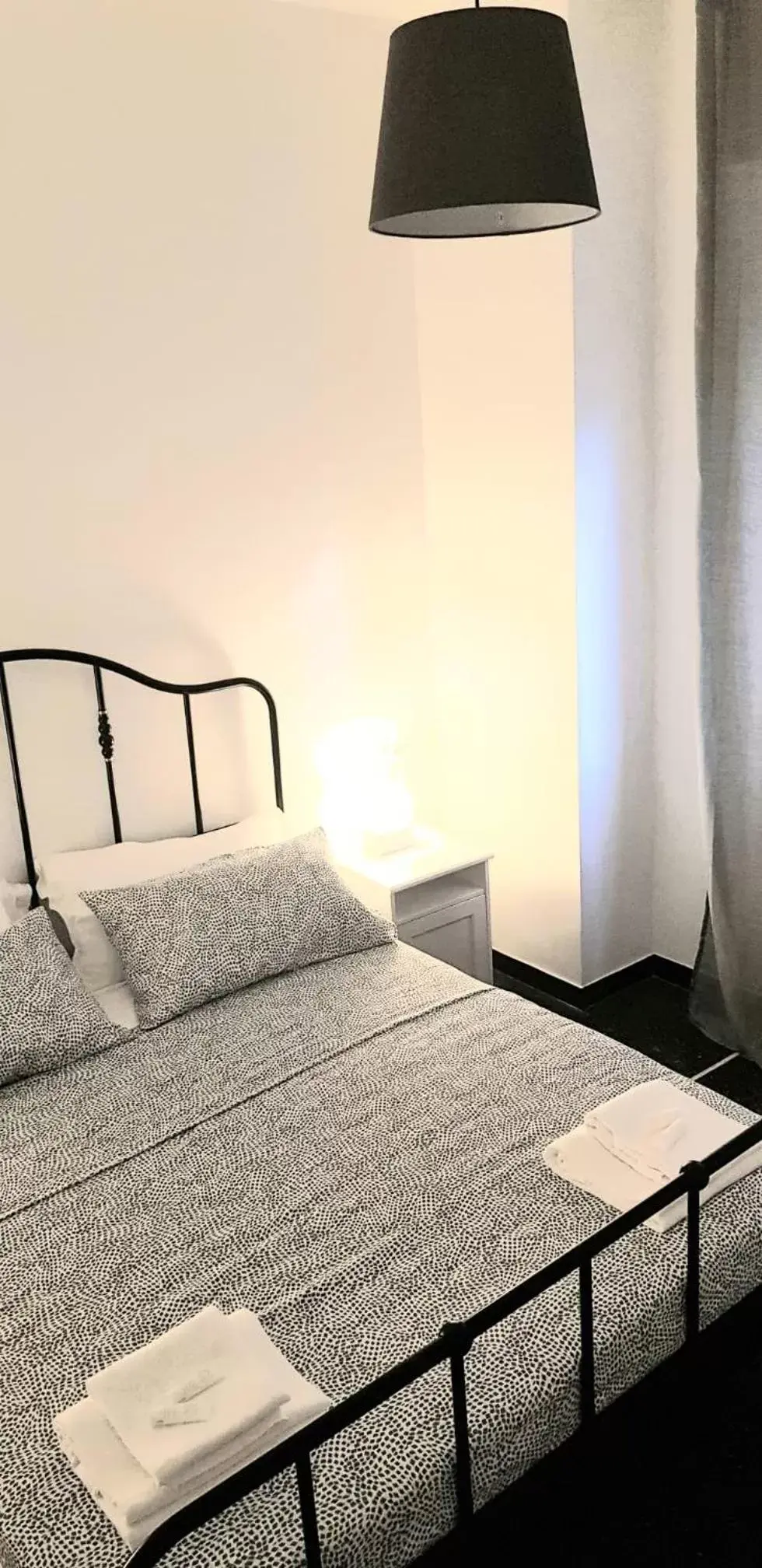 Superior Double Room in San Bastian Rooms Superior Double Room in San Bastian Rooms