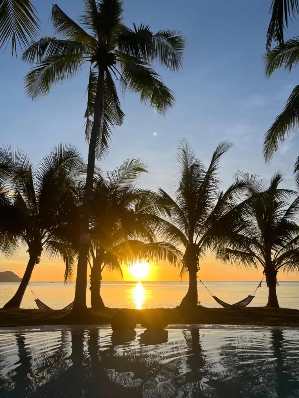 Sunset in The Beach House Ocam Ocam