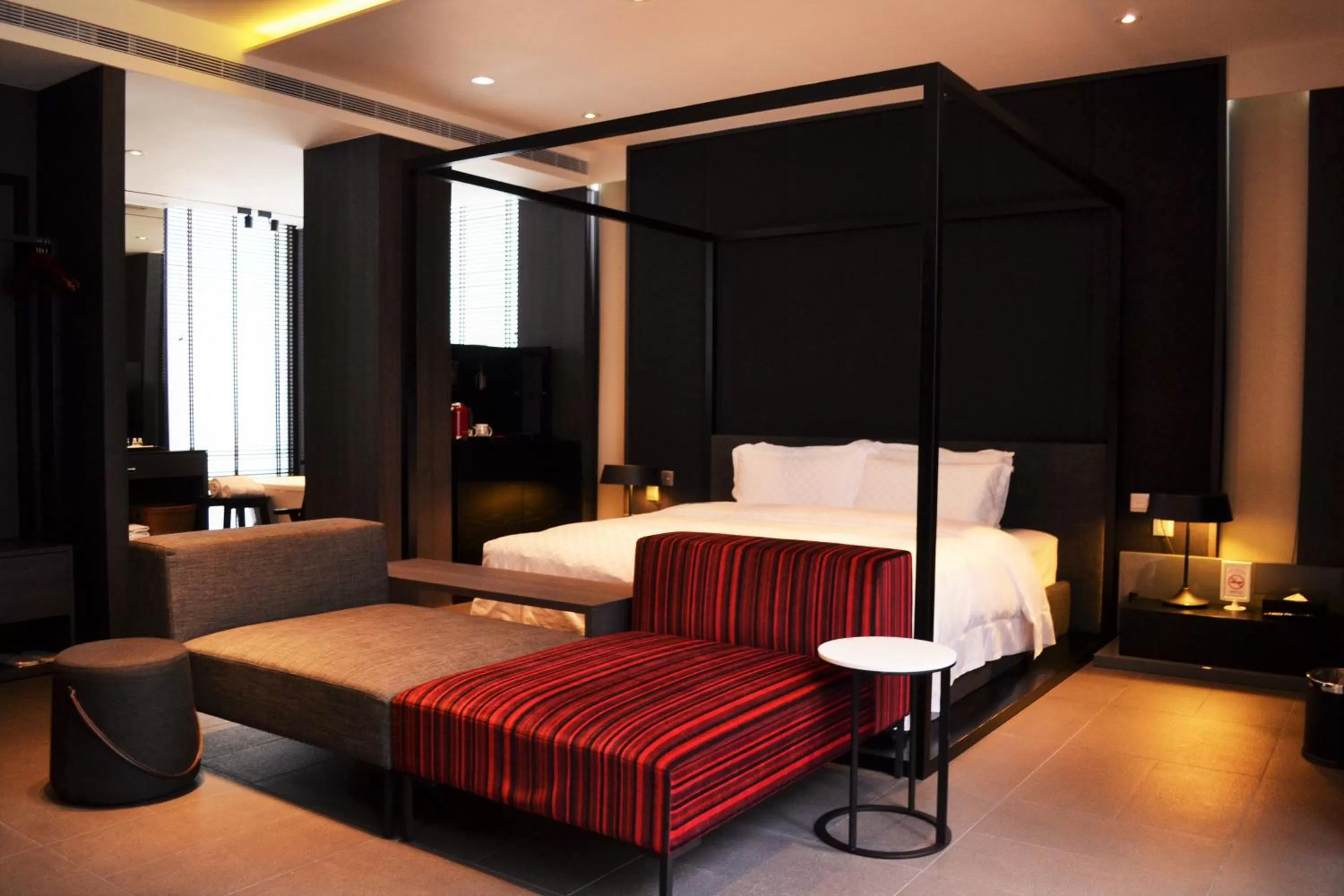 Photo of the whole room, Bed in Hotel Lainn