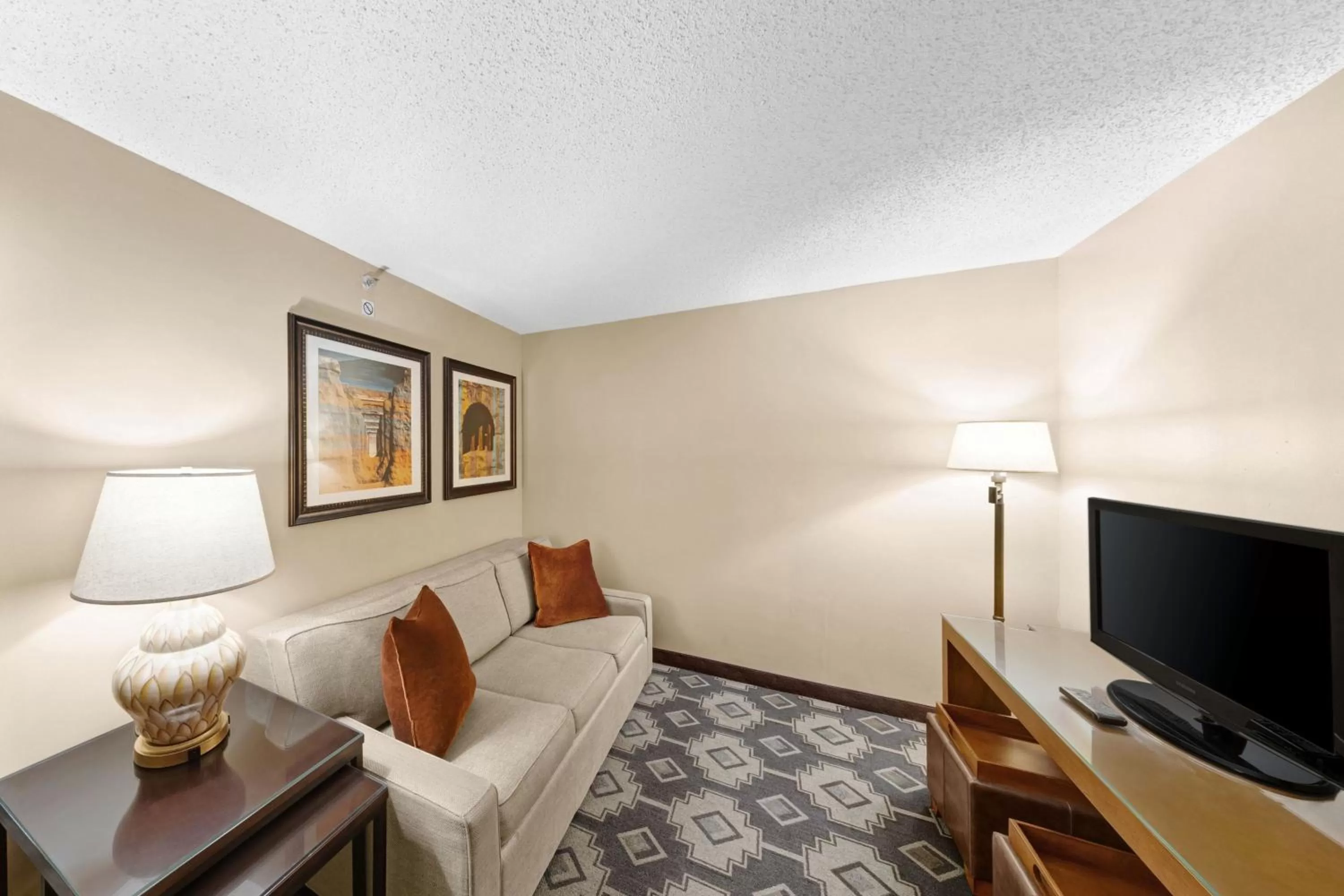 Living room, Bed in The Westin San Antonio North