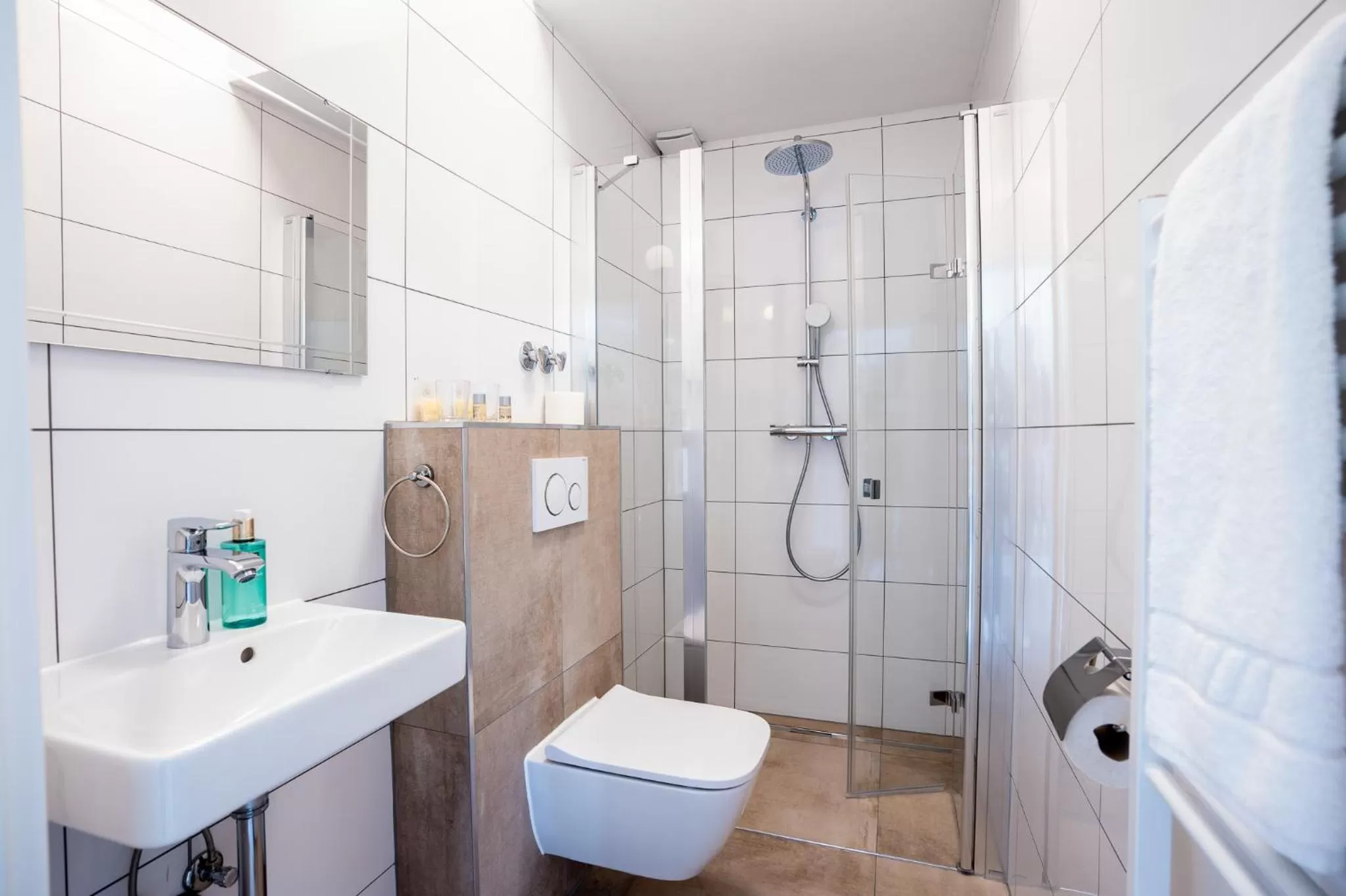 Shower in Hotel Bergheim