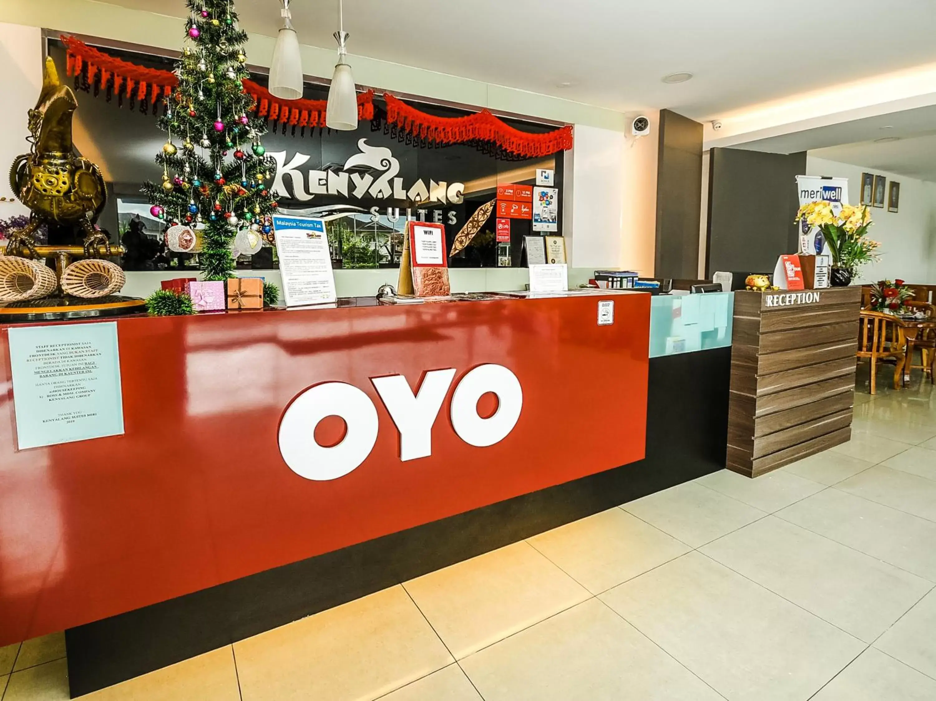 Lobby or reception in Super OYO 1148 Kenyalang Suite