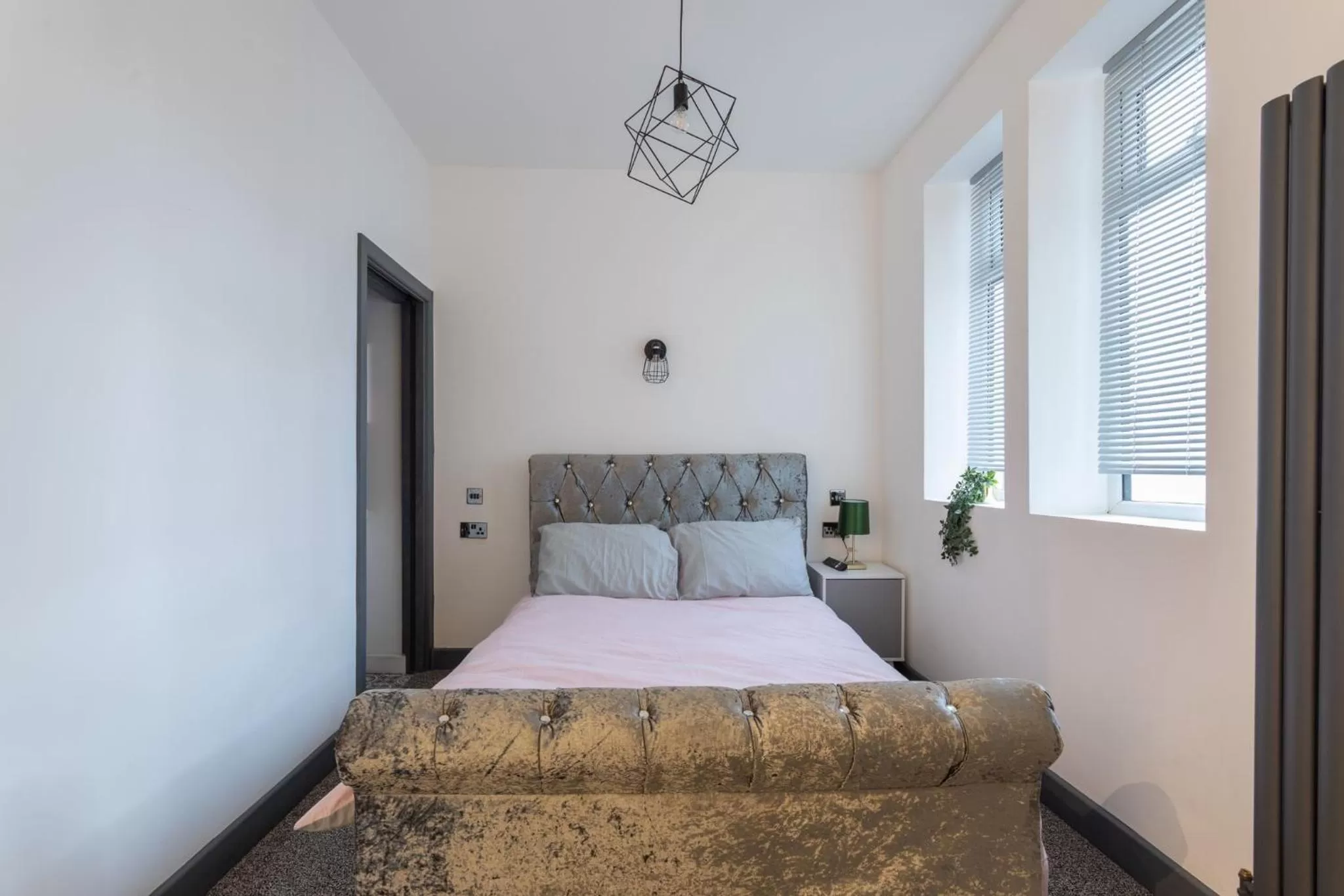 Bed in RESIDENCY LUXURY SEAFRONT HOTEL