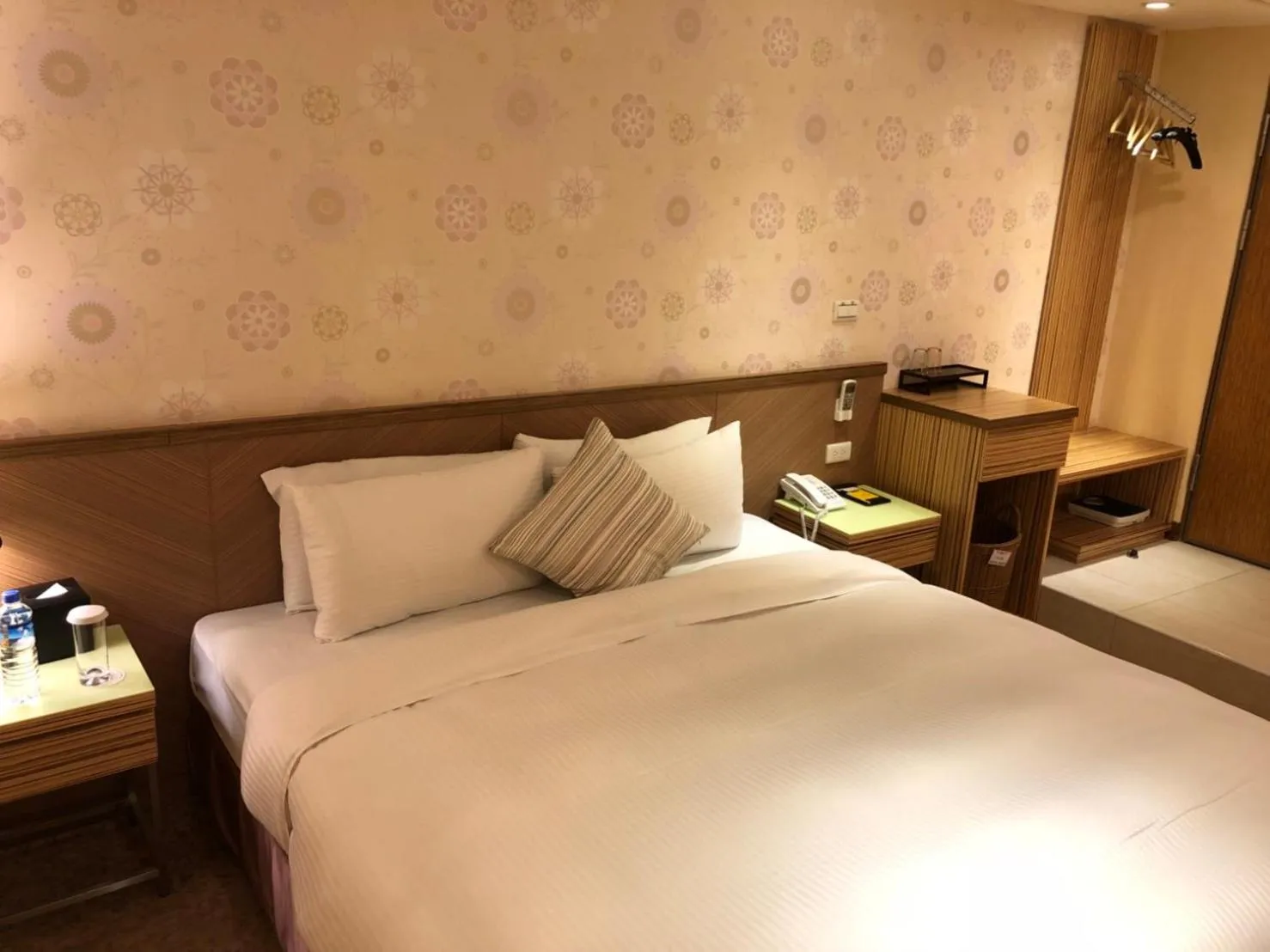 Photo of the whole room, Bed in NAGAHIRO Hotel