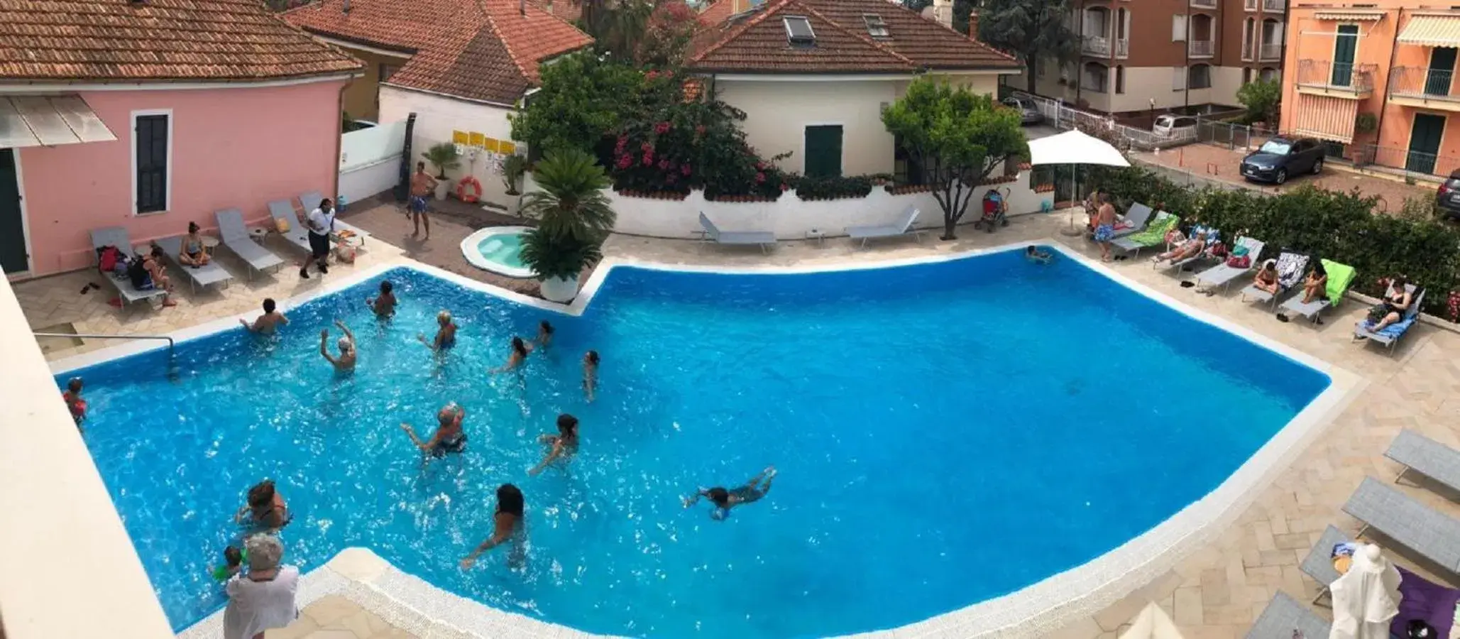 Activities, Pool View in Hotel Splendid