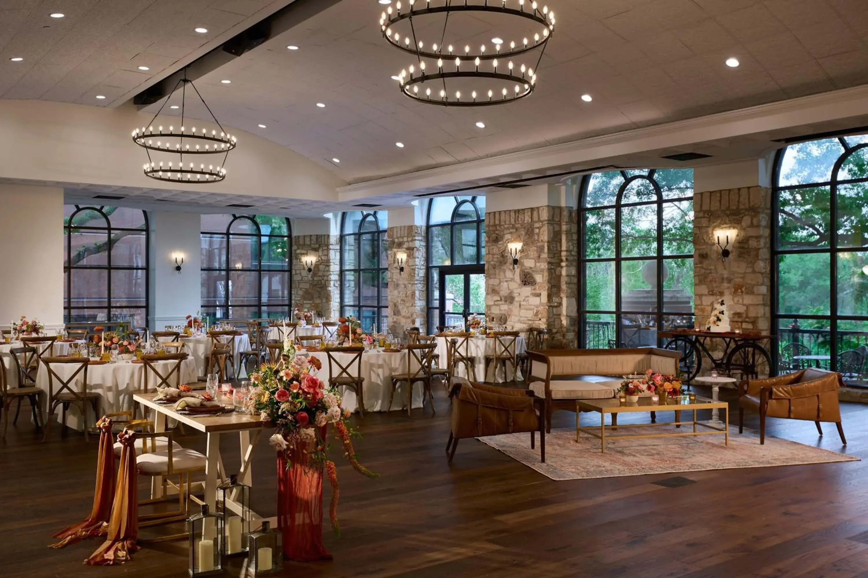 Banquet/Function facilities, Restaurant/Places to Eat in Renaissance Austin Hotel