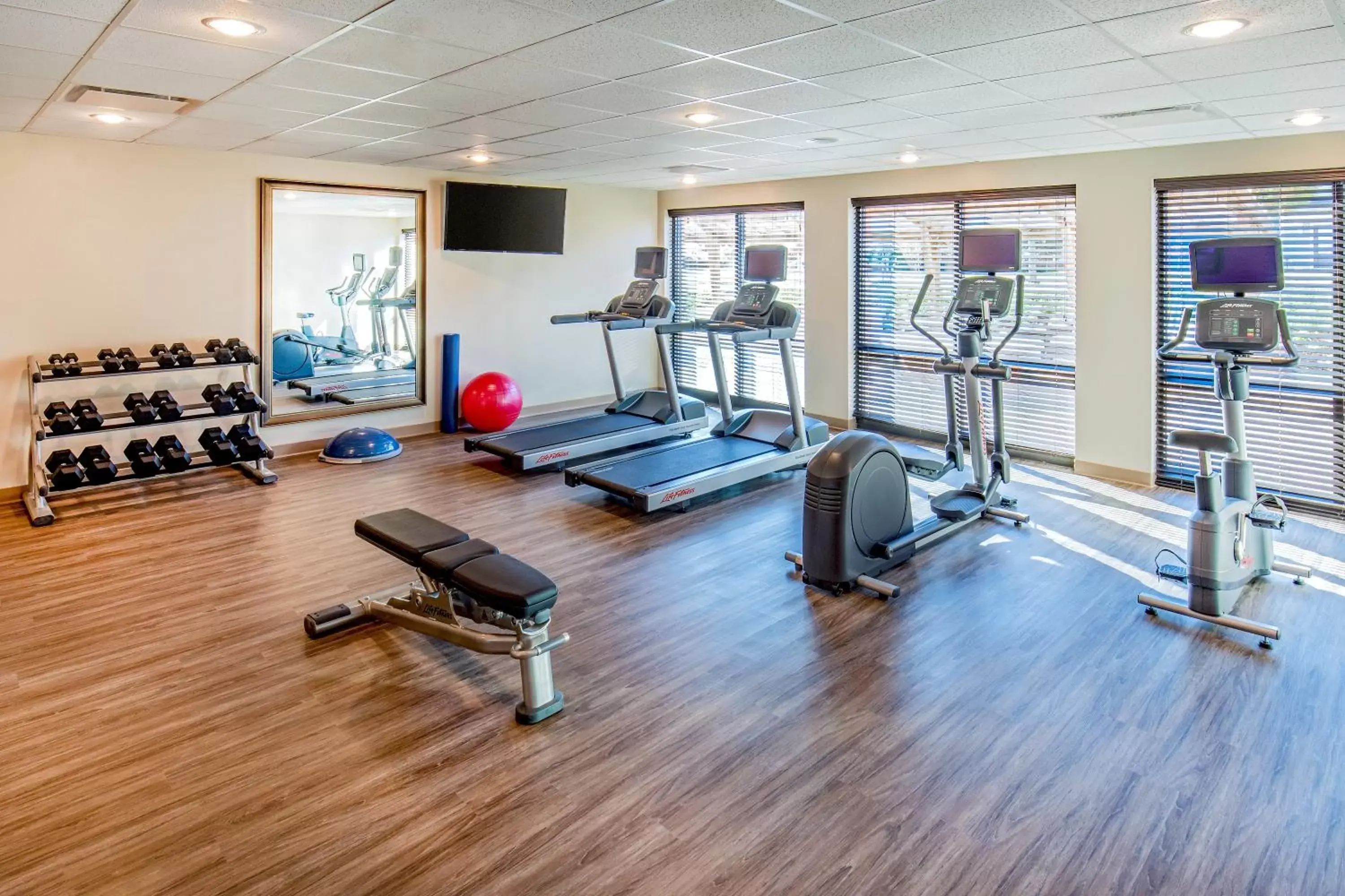 Fitness centre/facilities, Fitness Center/Facilities in Staybridge Suites Charlottesville Airport, an IHG Hotel