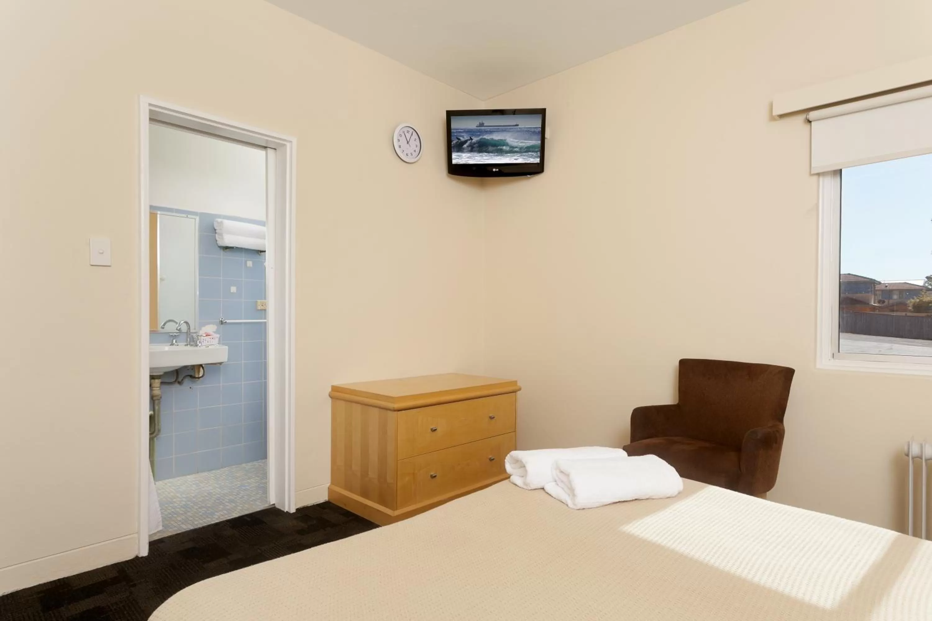 Bedroom, Bed in Shortland Budget Accommodation