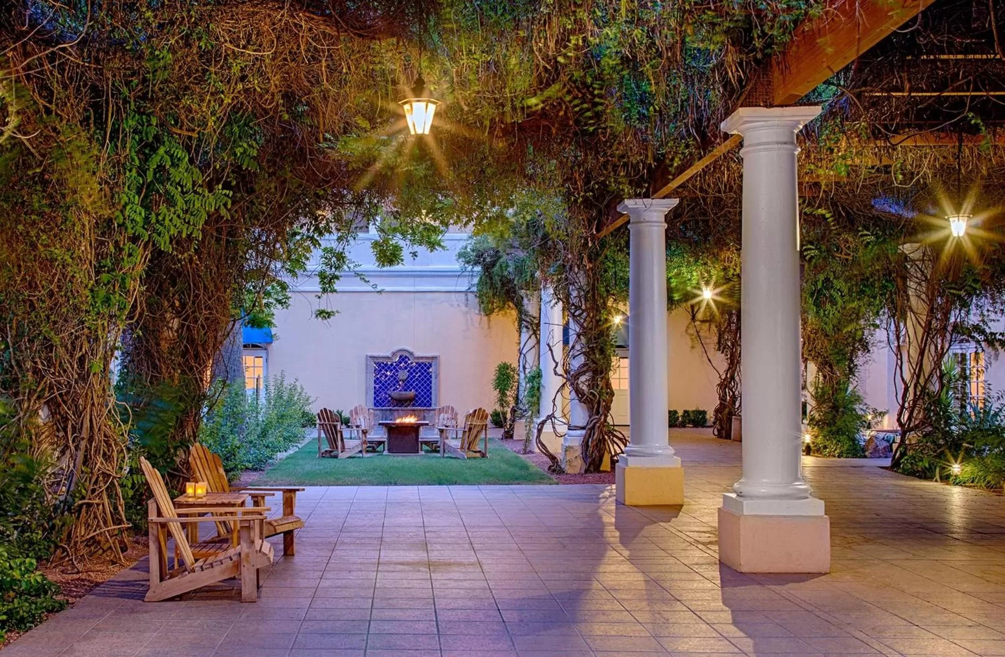 Meeting/conference room in Crowne Plaza Phoenix - Chandler Golf Resort by IHG