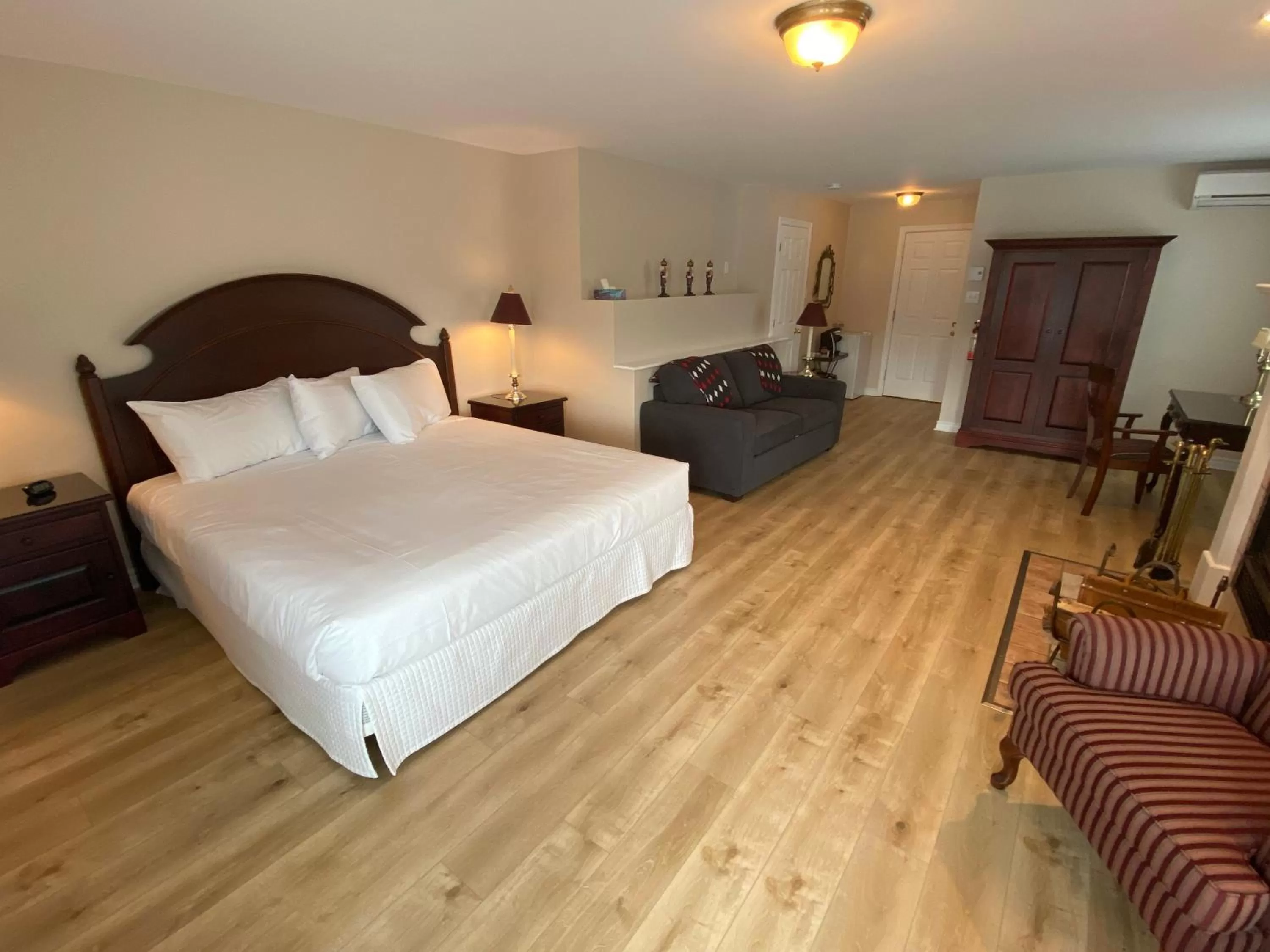 Bed in Auberge Le Tricorne