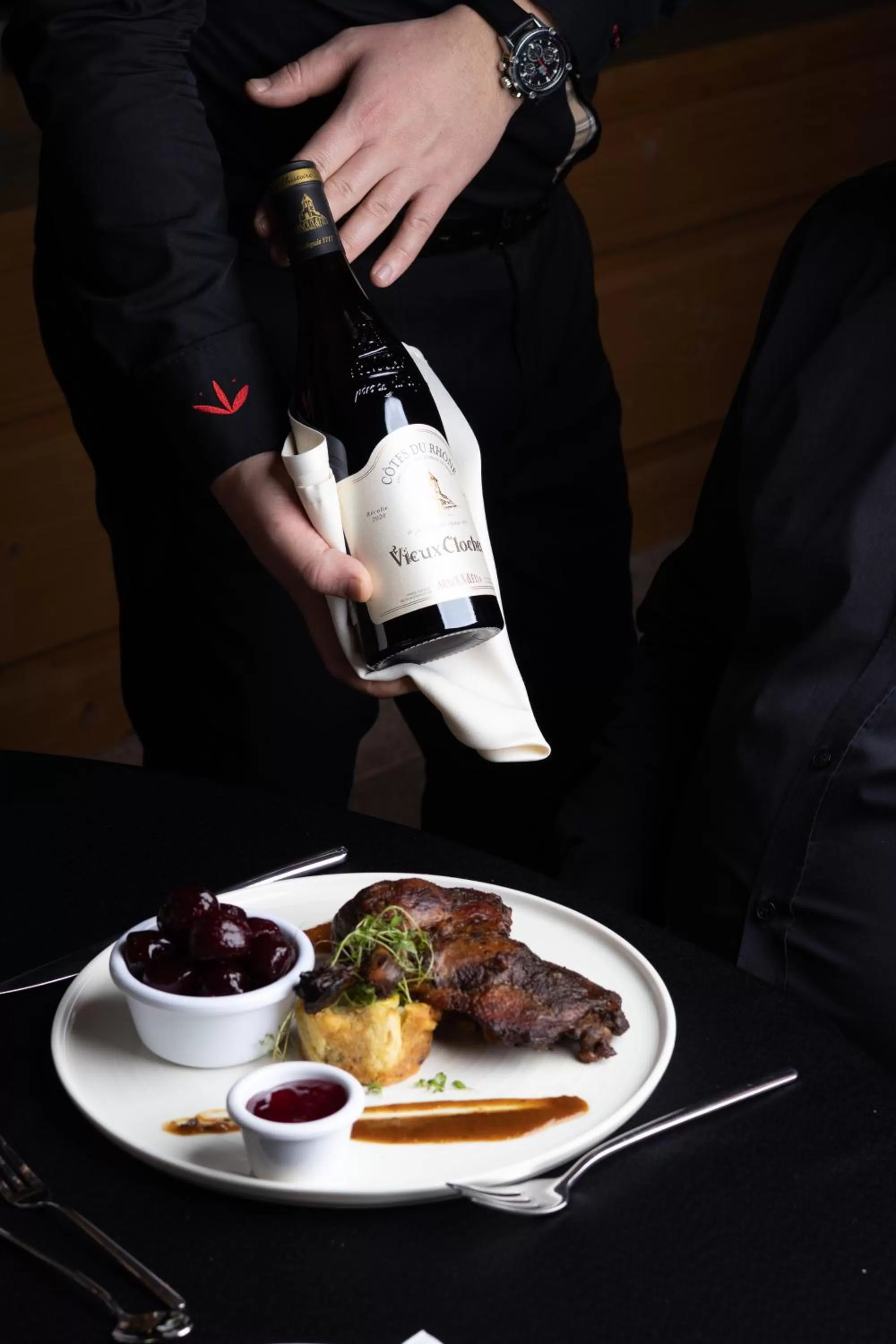 Restaurant/places to eat in Hotel META Resort & Vine SPA