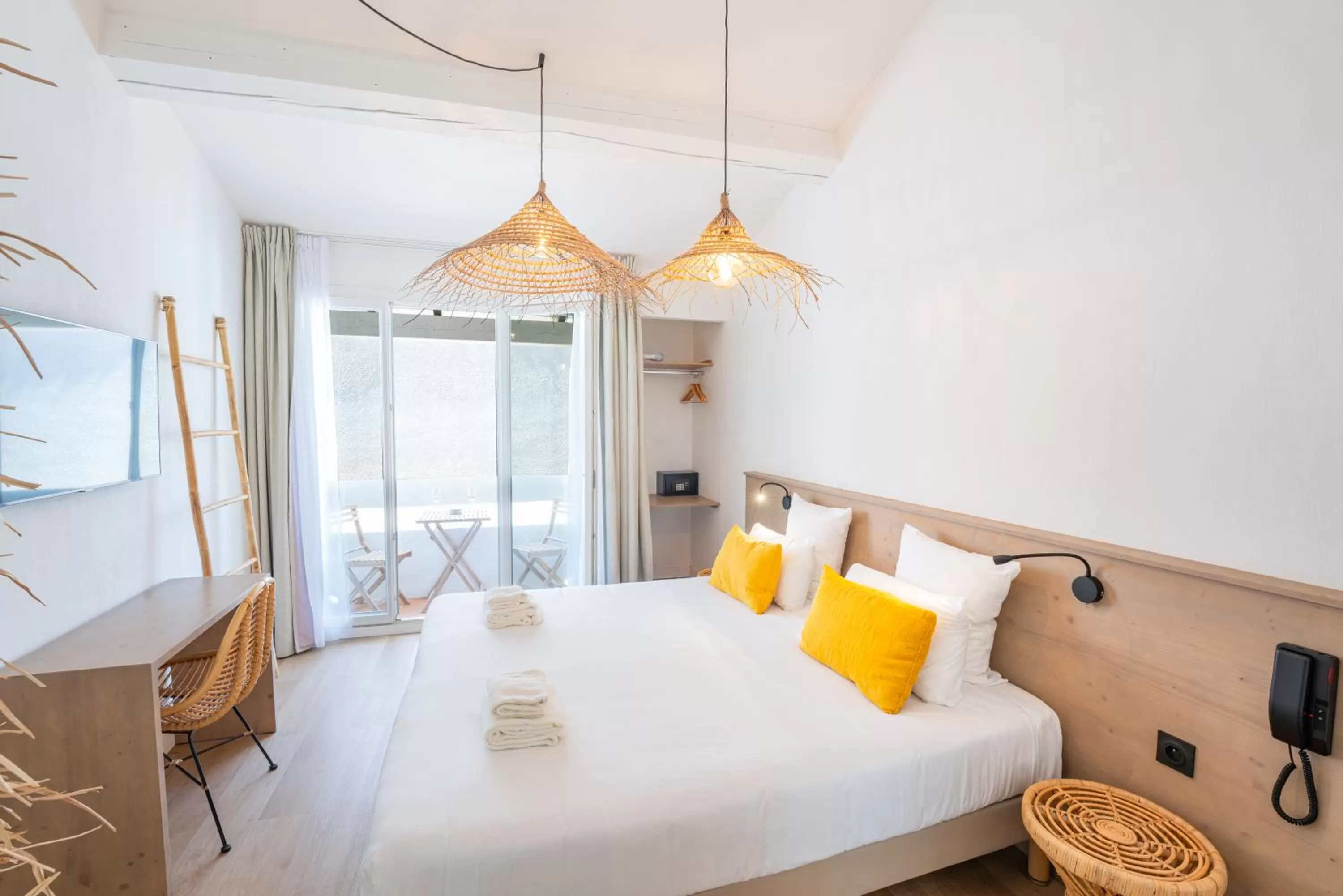 Bed in Hôtel Casa Marina