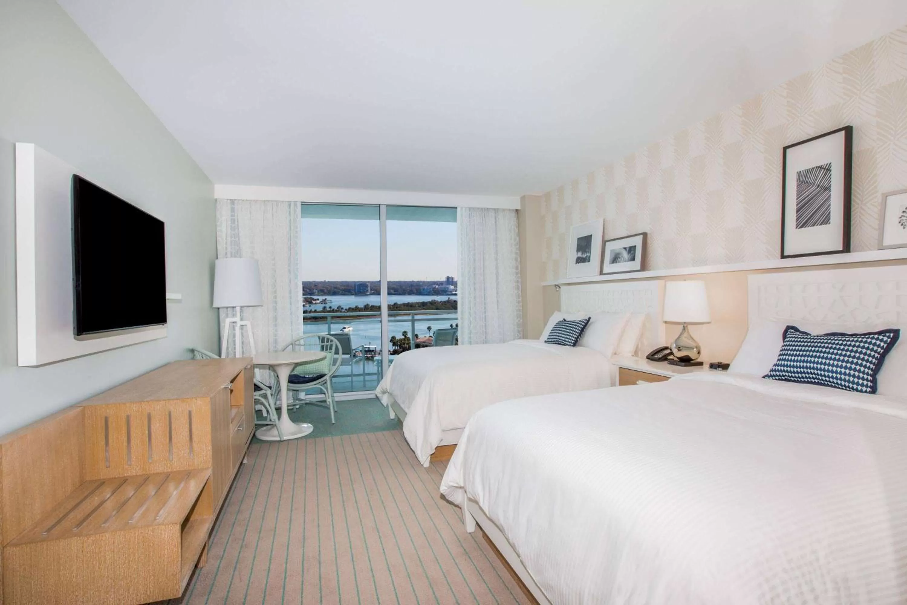 Photo of the whole room, Bed in Wyndham Grand Clearwater Beach