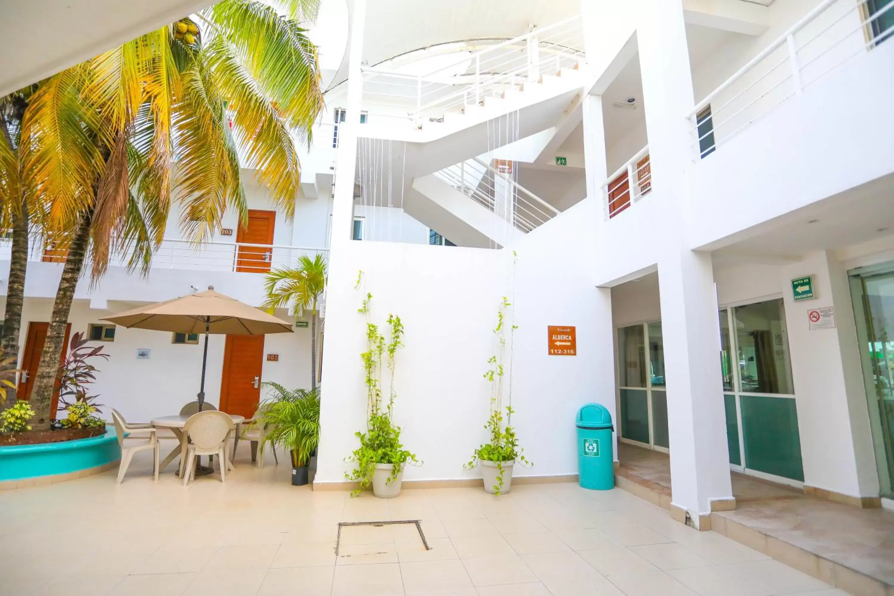 Patio, Property Building in Terracaribe Hotel Boutique