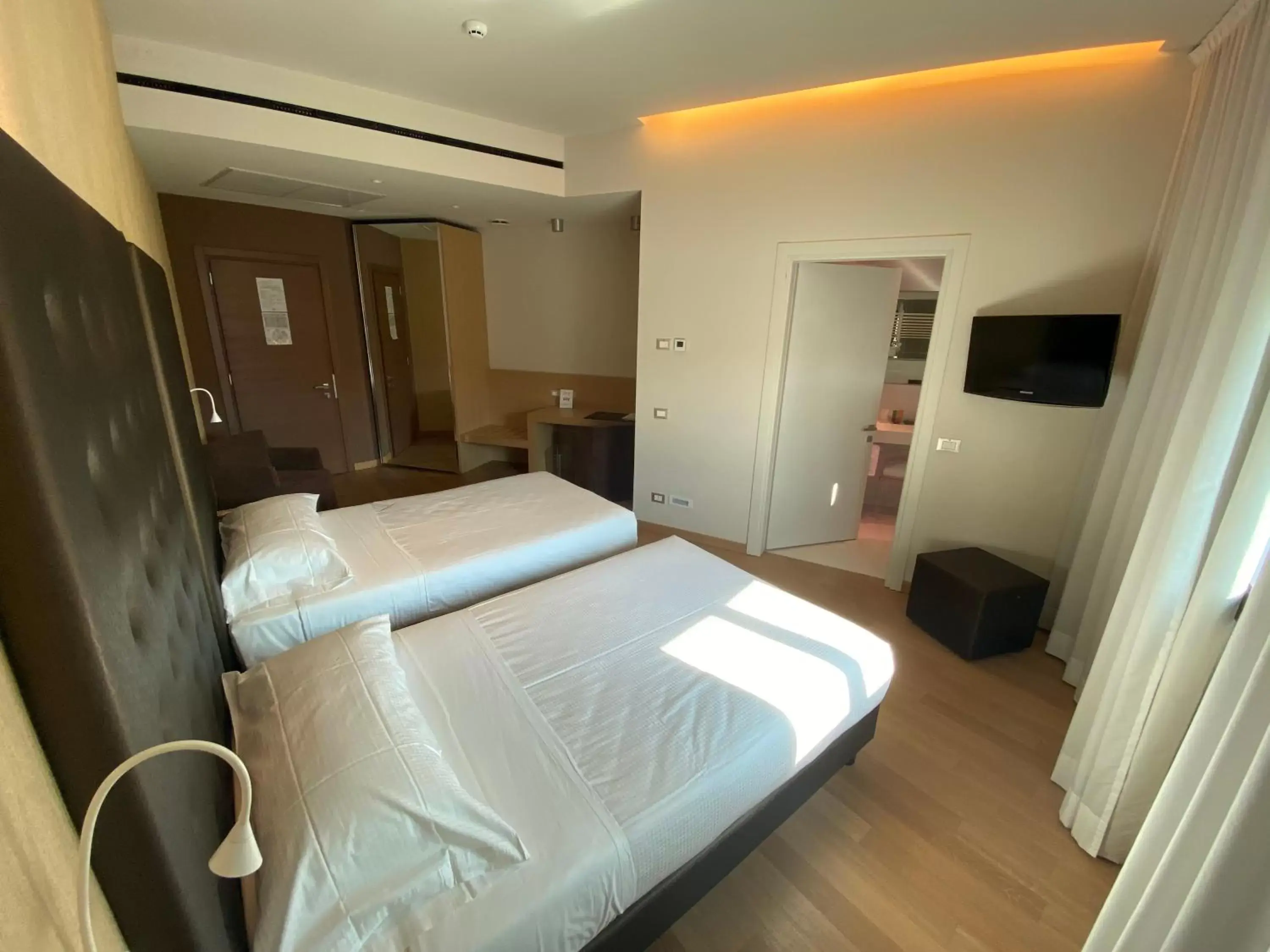 Bedroom, Bed in Devero Hotel BW Signature Collection