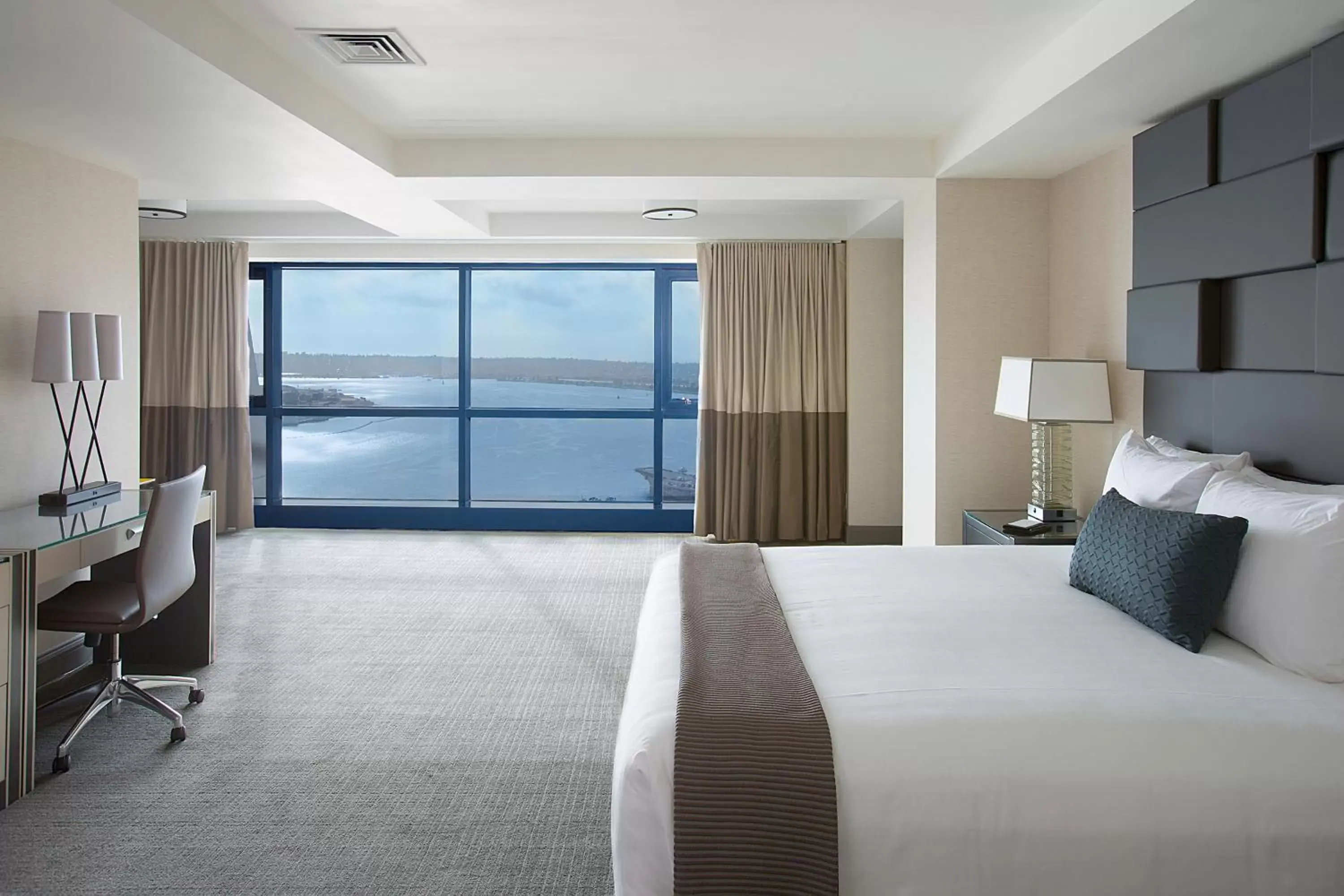 Presidential Suite in Manchester Grand Hyatt San Diego Presidential Suite in Manchester Grand Hyatt San Diego