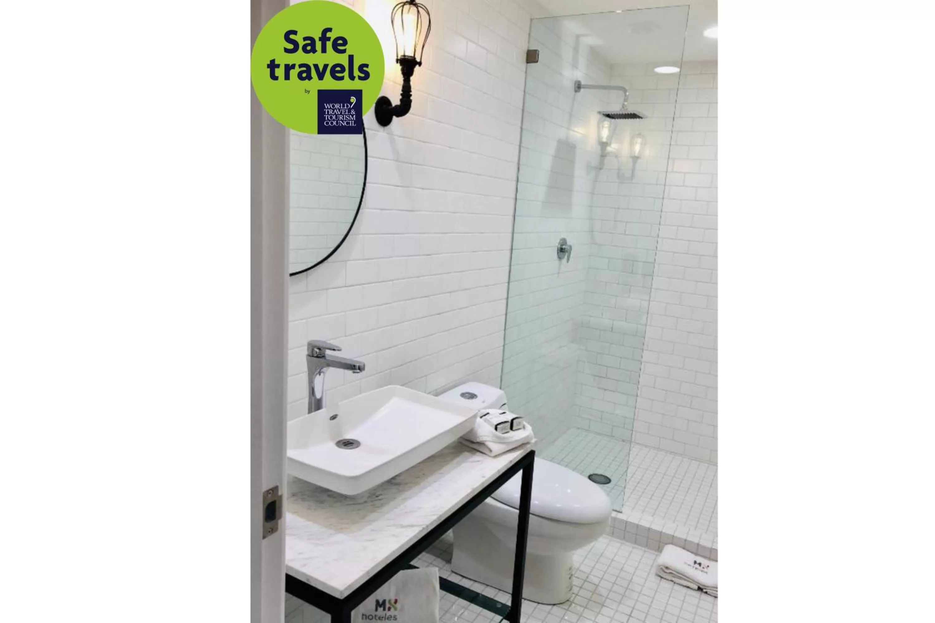 Toilet in Hotel MX mas reforma CDMX, Trademark Collection by Wyndham