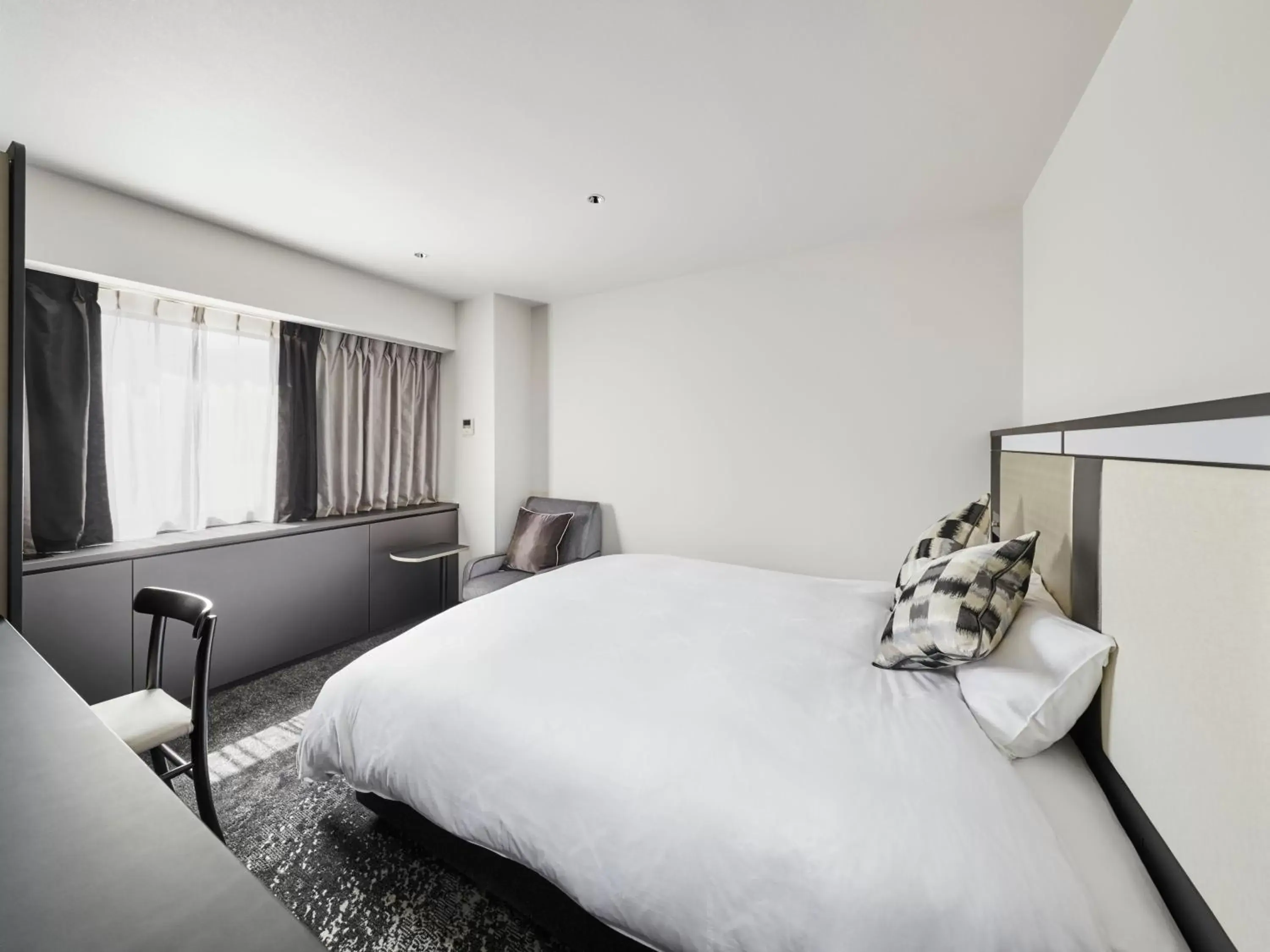 View (from property/room), Bed in Cross Hotel Osaka View (from property/room), Bed in Cross Hotel Osaka