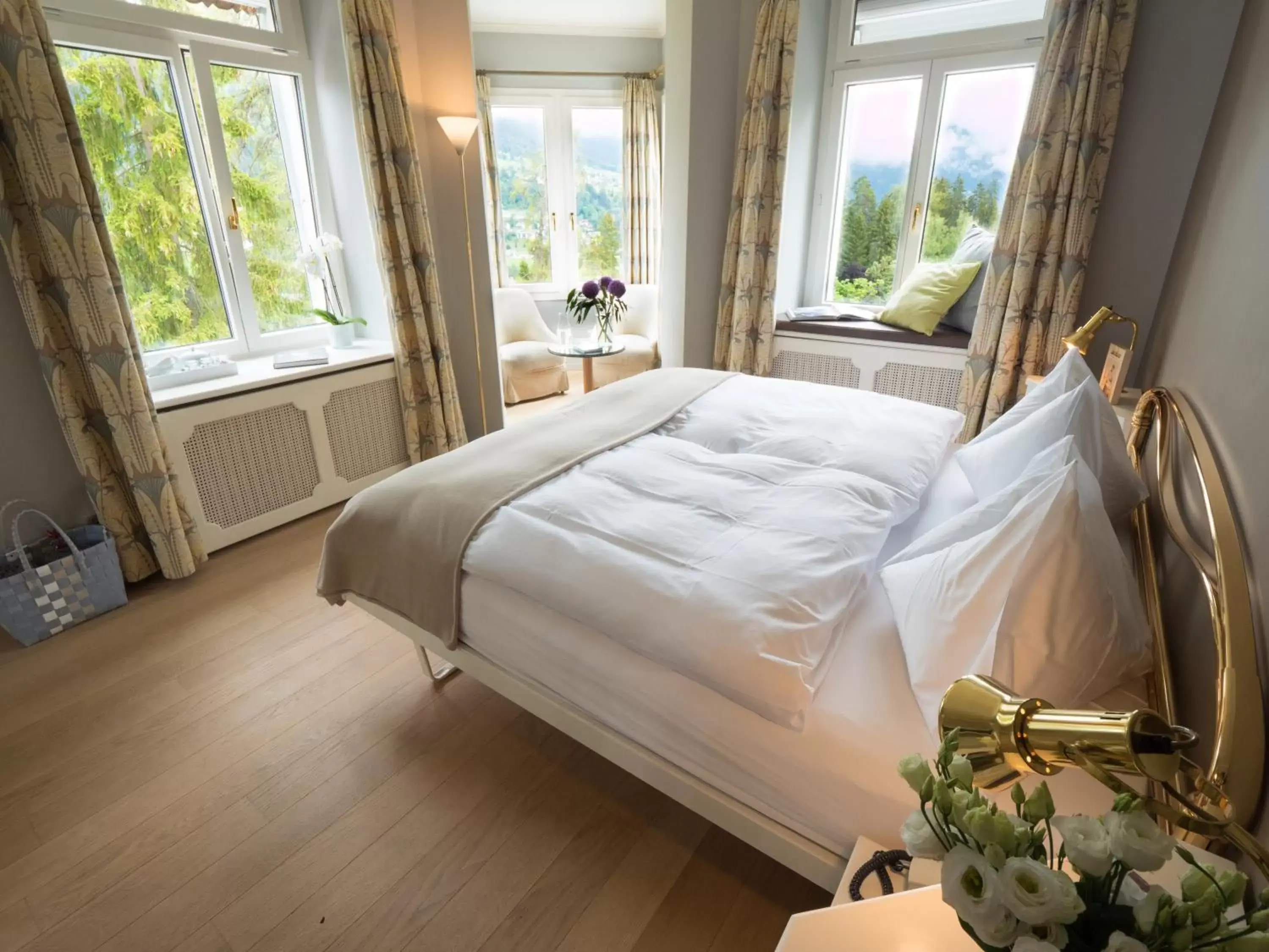 Summer, Bed in Romantik Hotel Schweizerhof & Spa