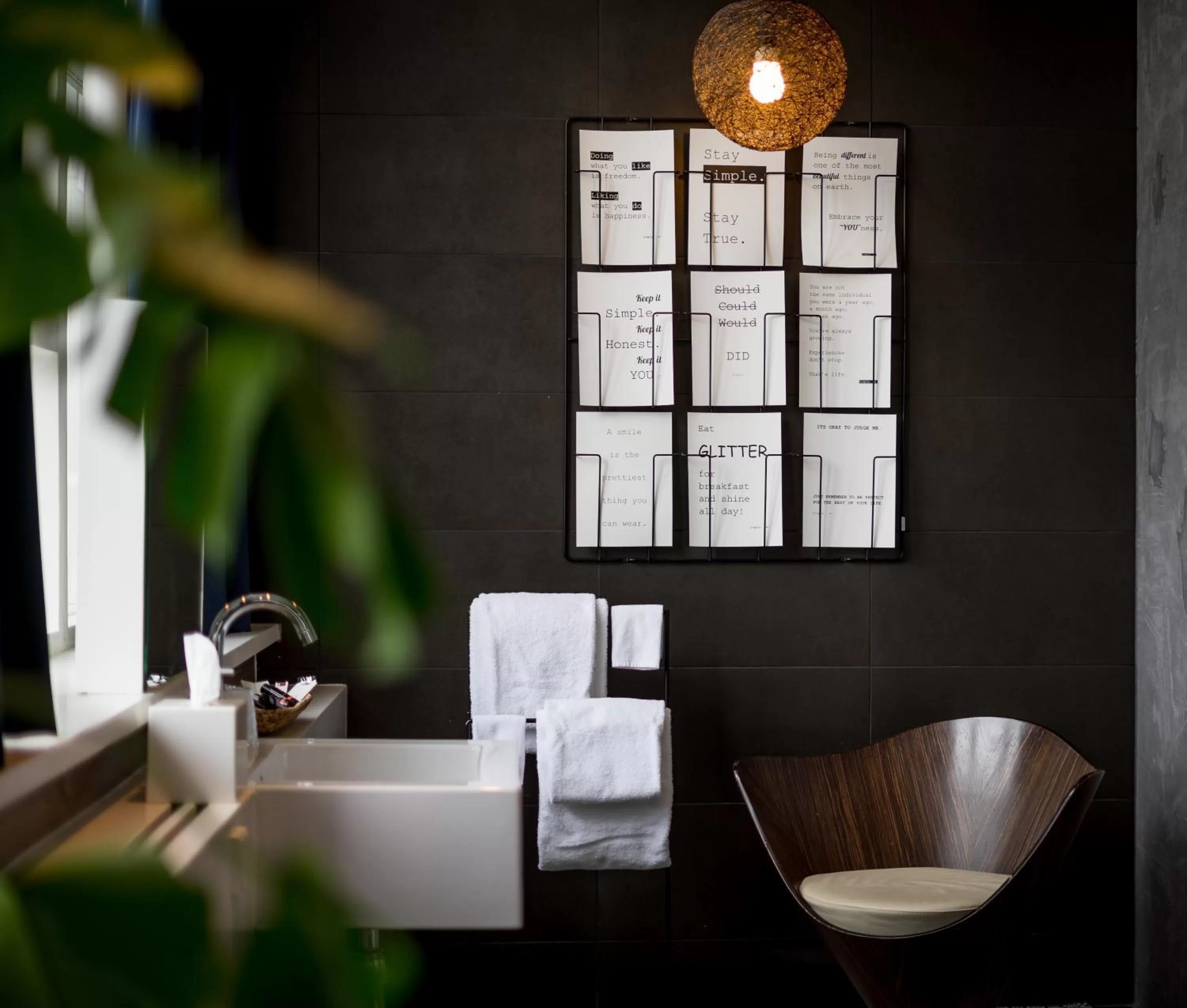 Seating area in Hotel Simple