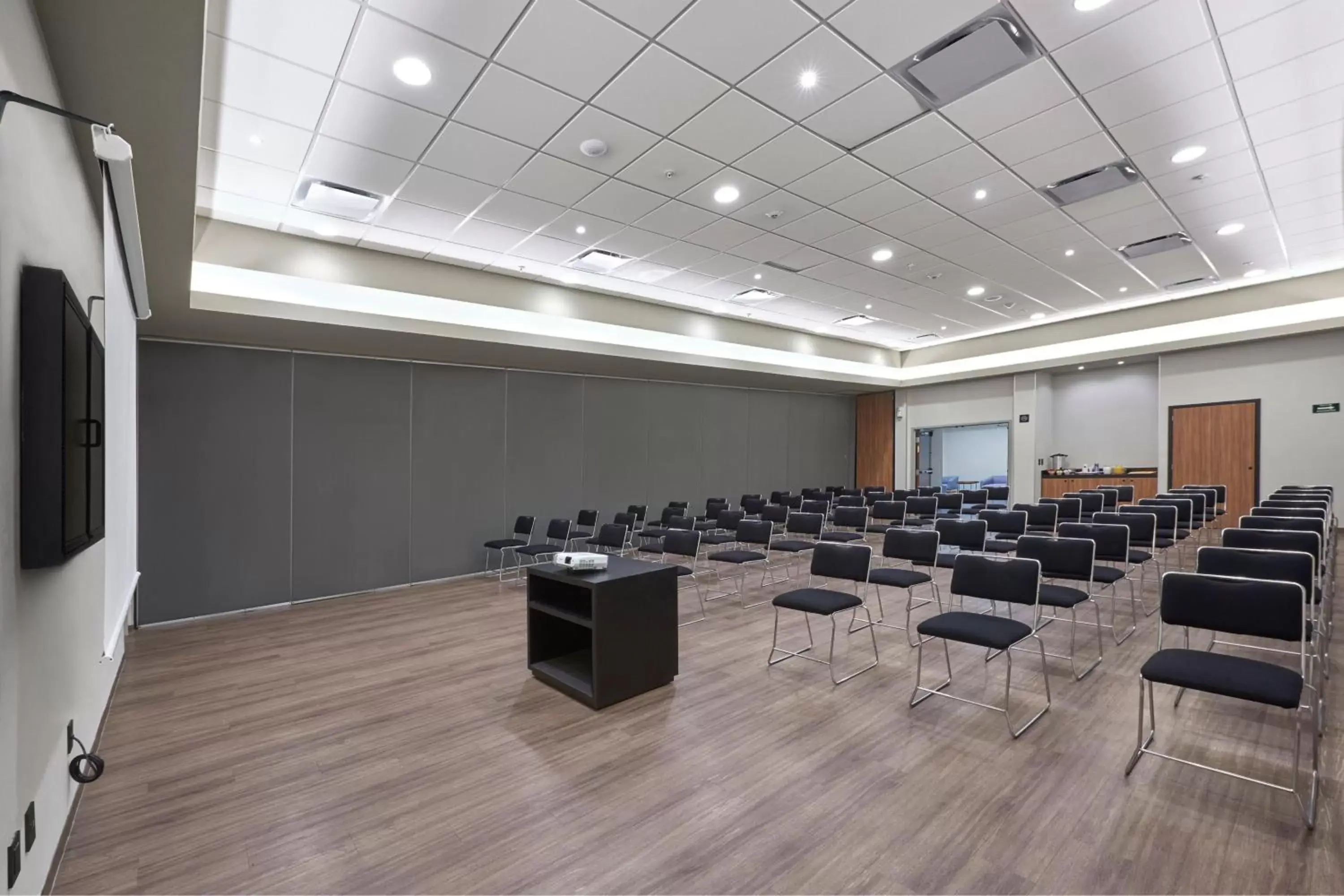 Meeting/conference room in City Express by Marriott Reynosa Aeropuerto
