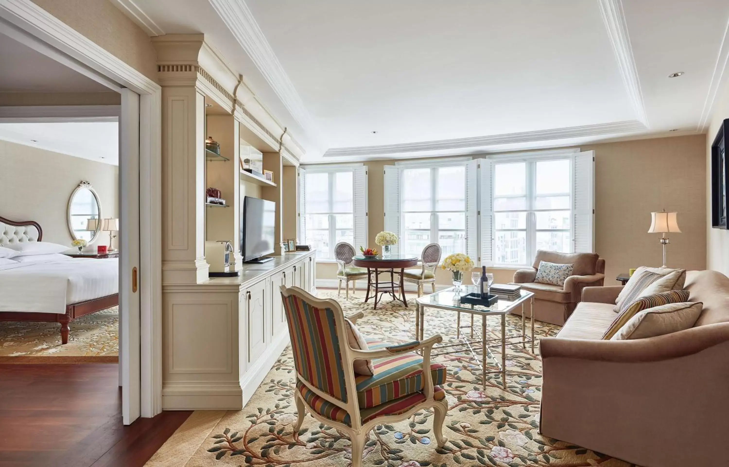 Photo of the whole room, Bed in Park Hyatt Saigon Photo of the whole room, Bed in Park Hyatt Saigon