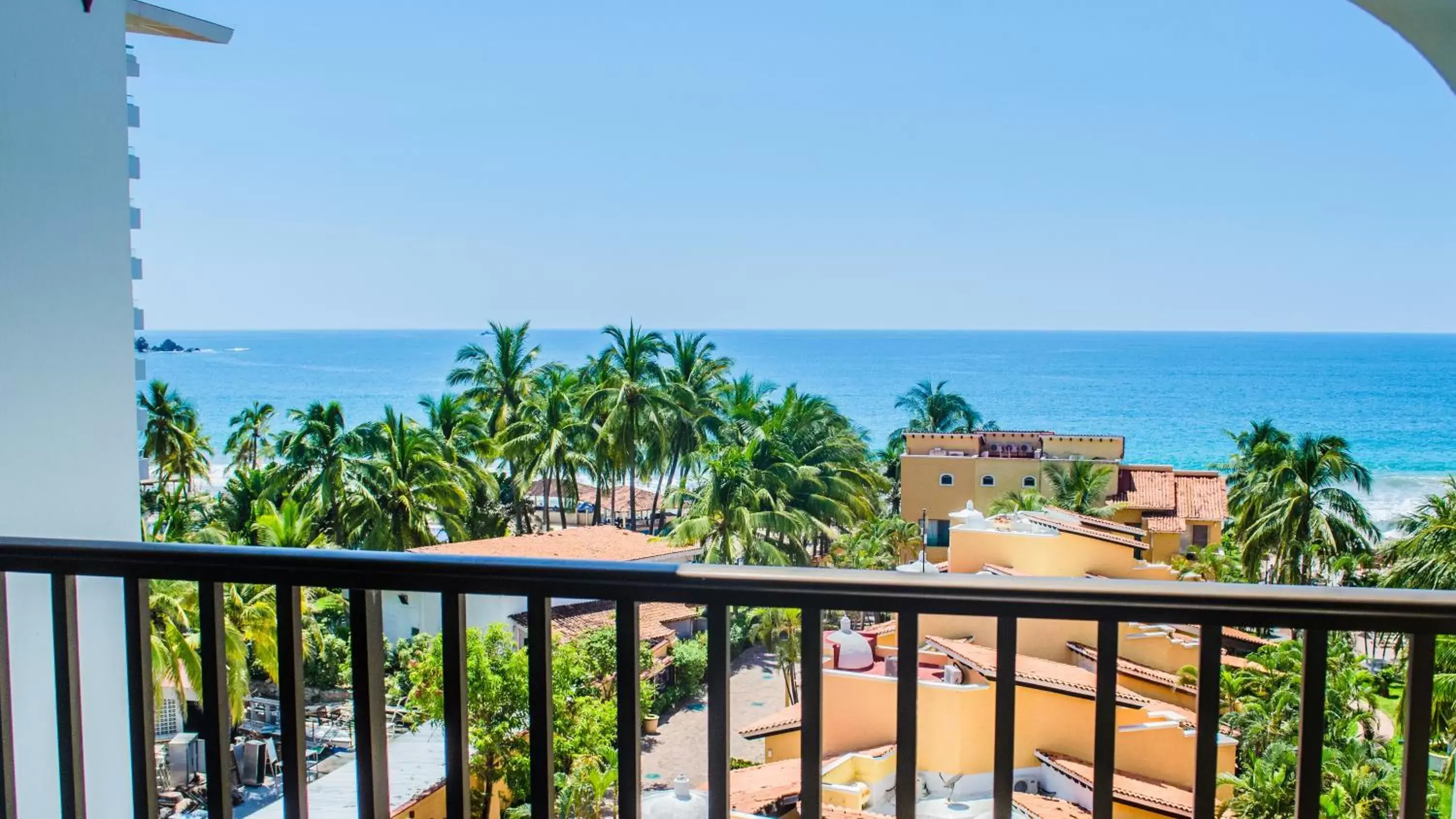 Day, Sea View in ENNA INN IXTAPA DEPARTAMENTOS ViSTA AL MAR