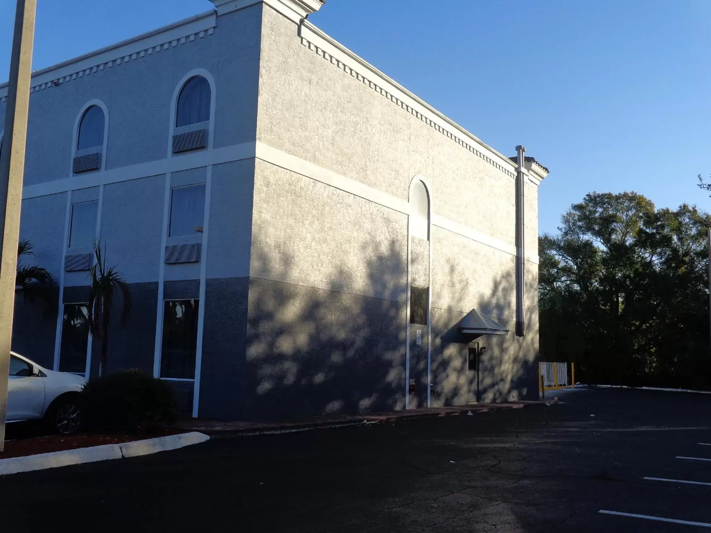Facade/entrance, Property Building in Ruskin Inn Tampa-Sun City Center