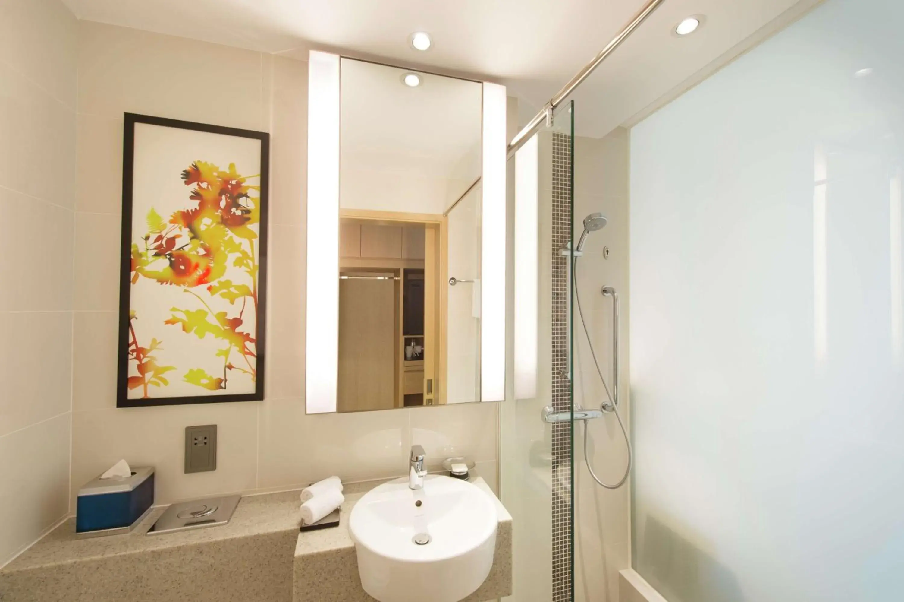 Bathroom in Hilton Garden Inn Singapore Serangoon Bathroom in Hilton Garden Inn Singapore Serangoon
