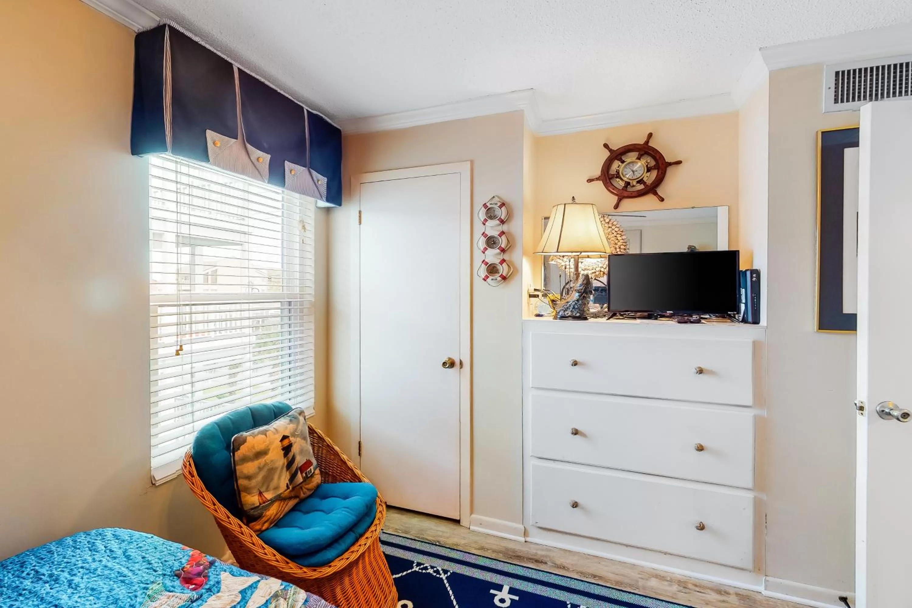 Seating Area in Beach Front #203