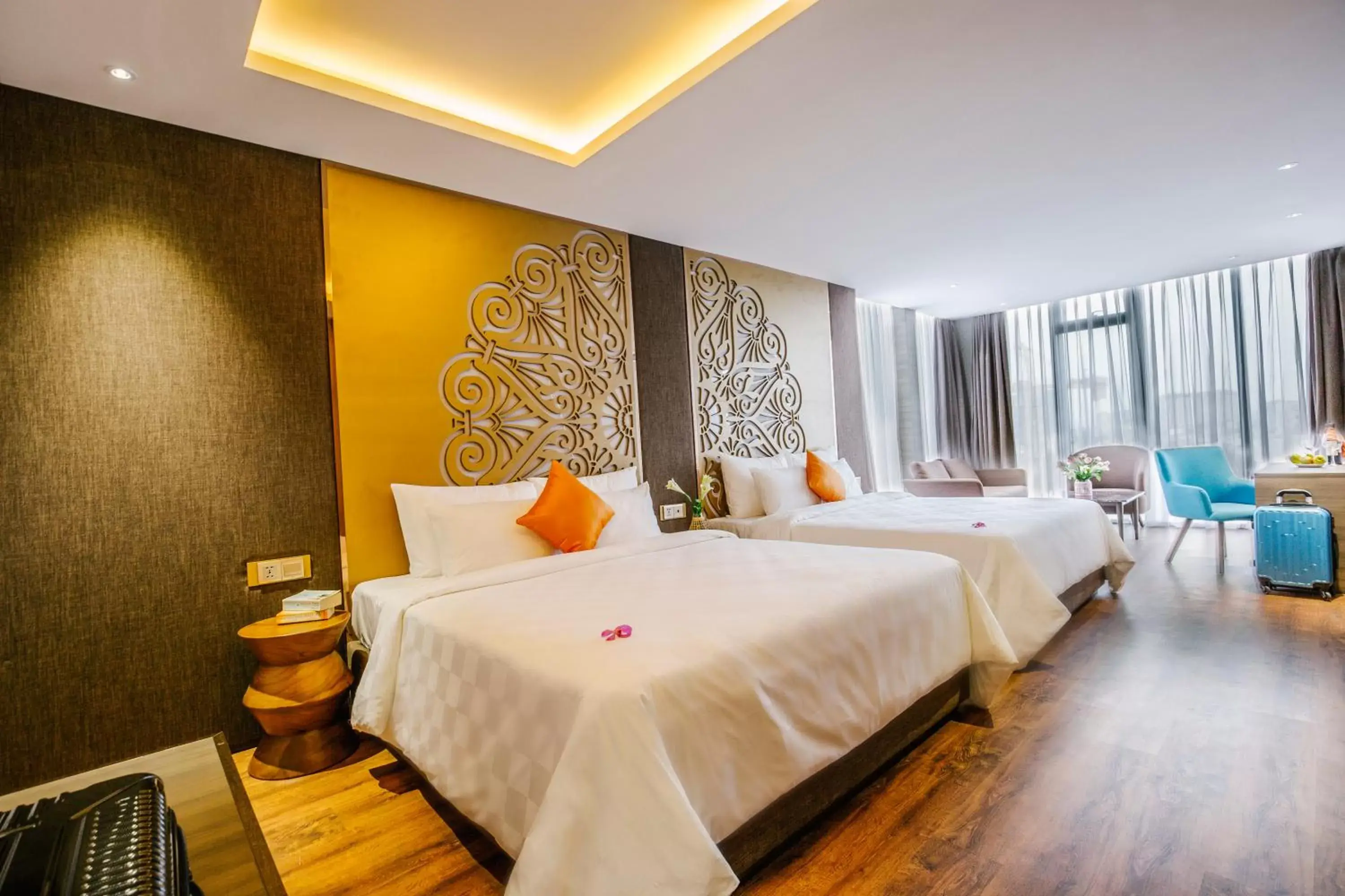 Photo of the whole room, Bed in Winsuites Saigon