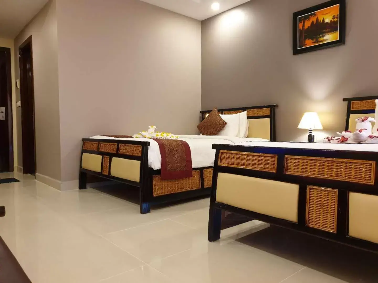 Bed in Aristocrat Residence & Hotel